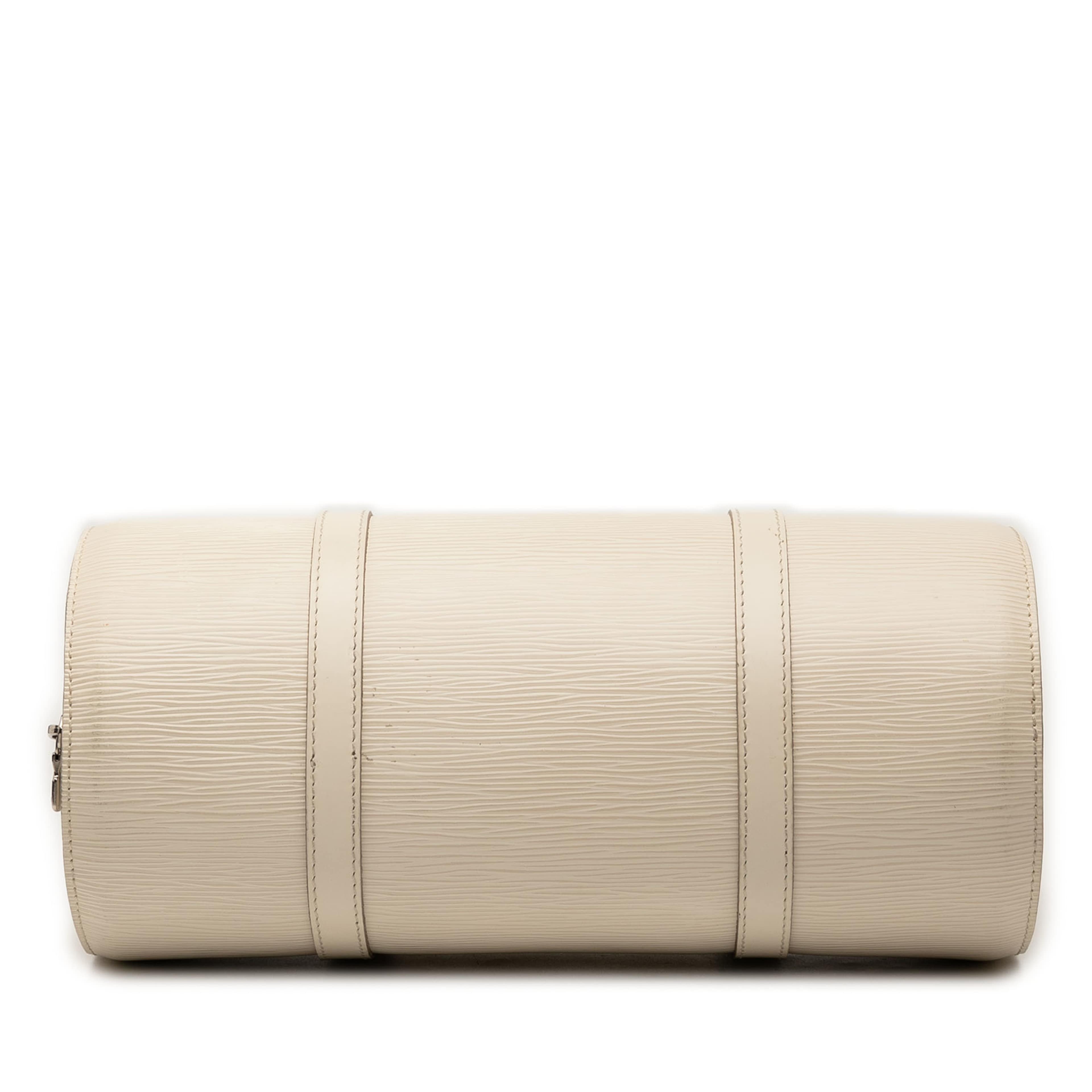 Louis Vuitton Epi Soufflot, från Luxclusif, i färgen white. Klicka för att öppna bilden i stort format