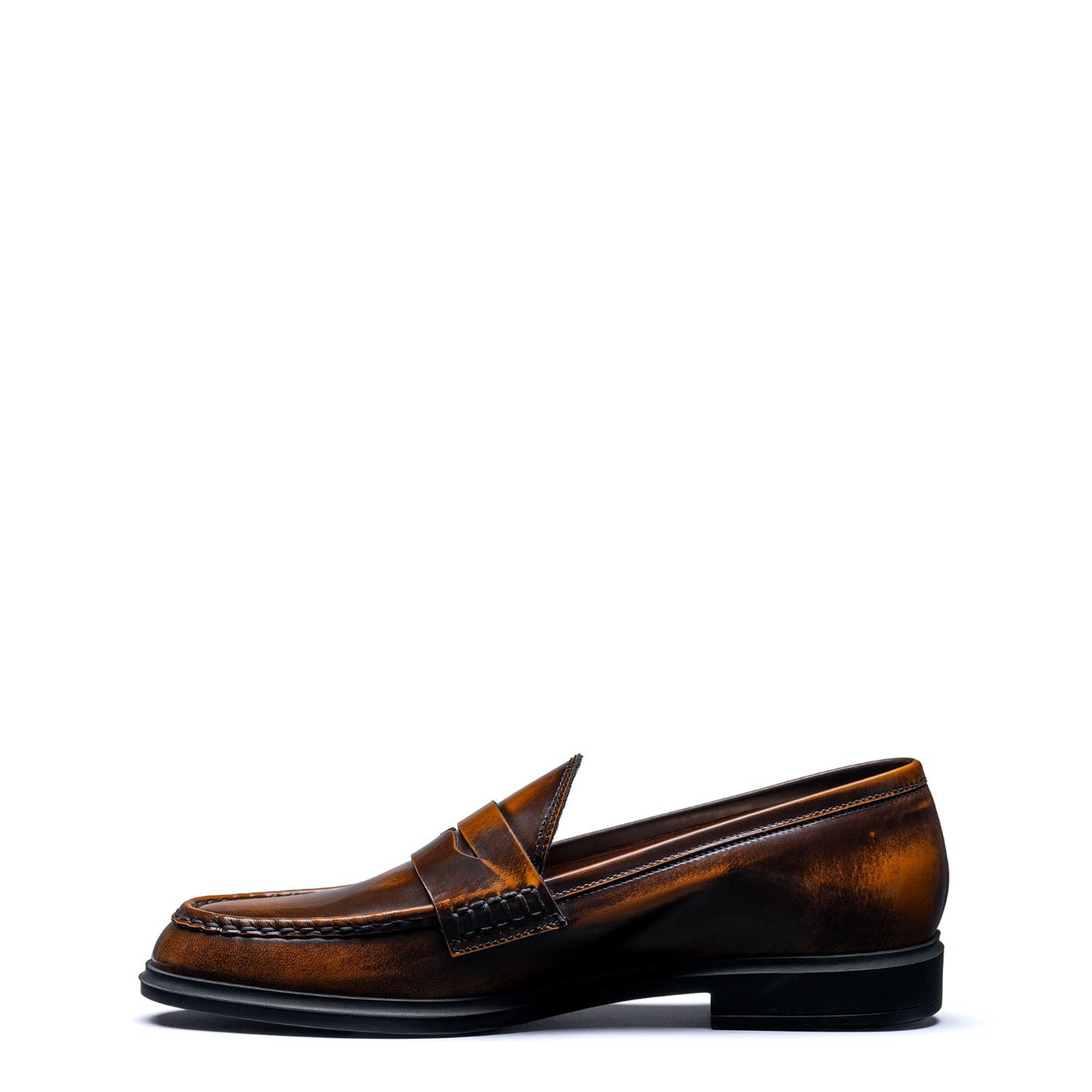 Vendôme Blandine Loafers, från Isabel Bernard, i färgen cognac. Klicka för att öppna bilden i stort format