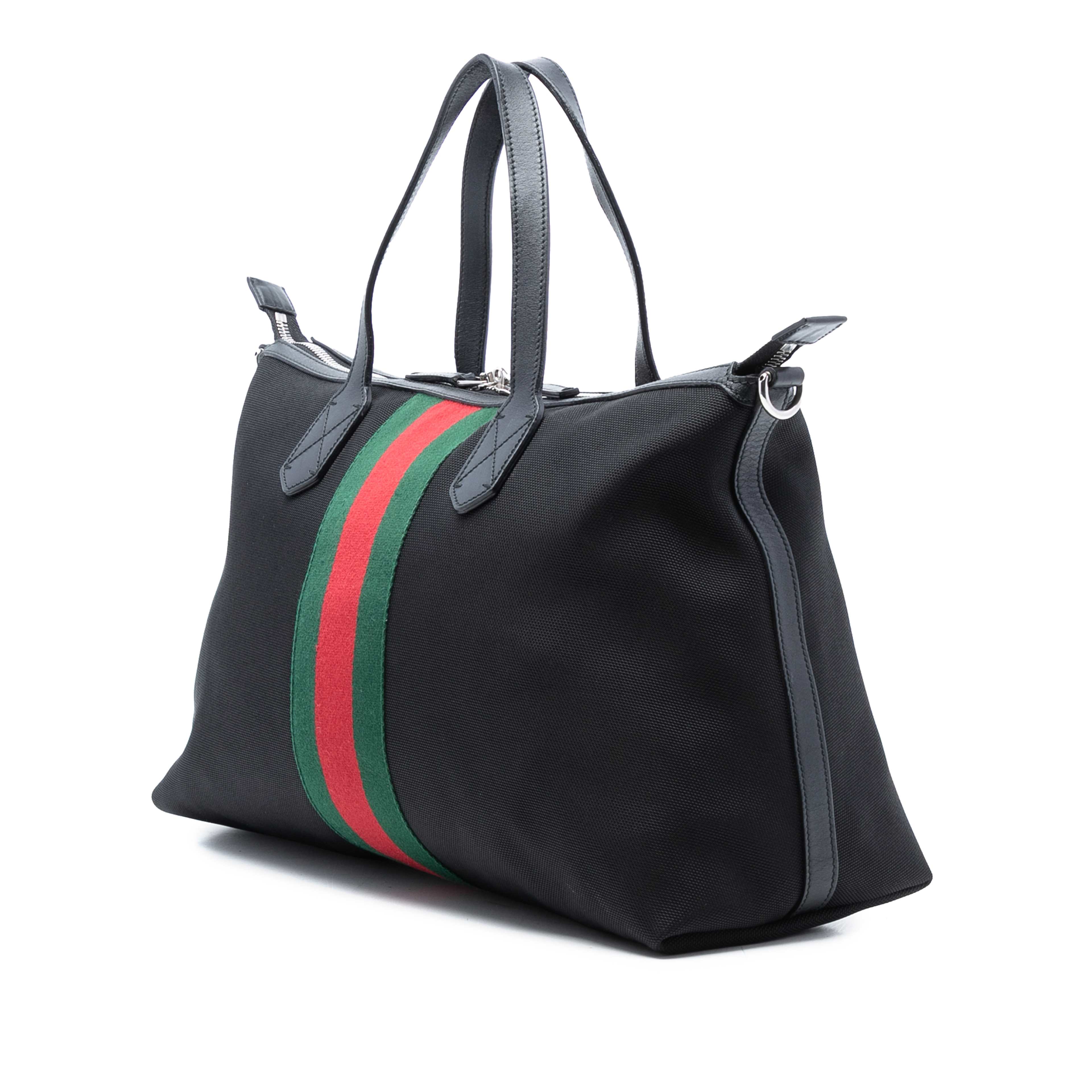 Gucci Techno Canvas Web Travel Bag, från Luxclusif, i färgen black. Klicka för att öppna bilden i stort format