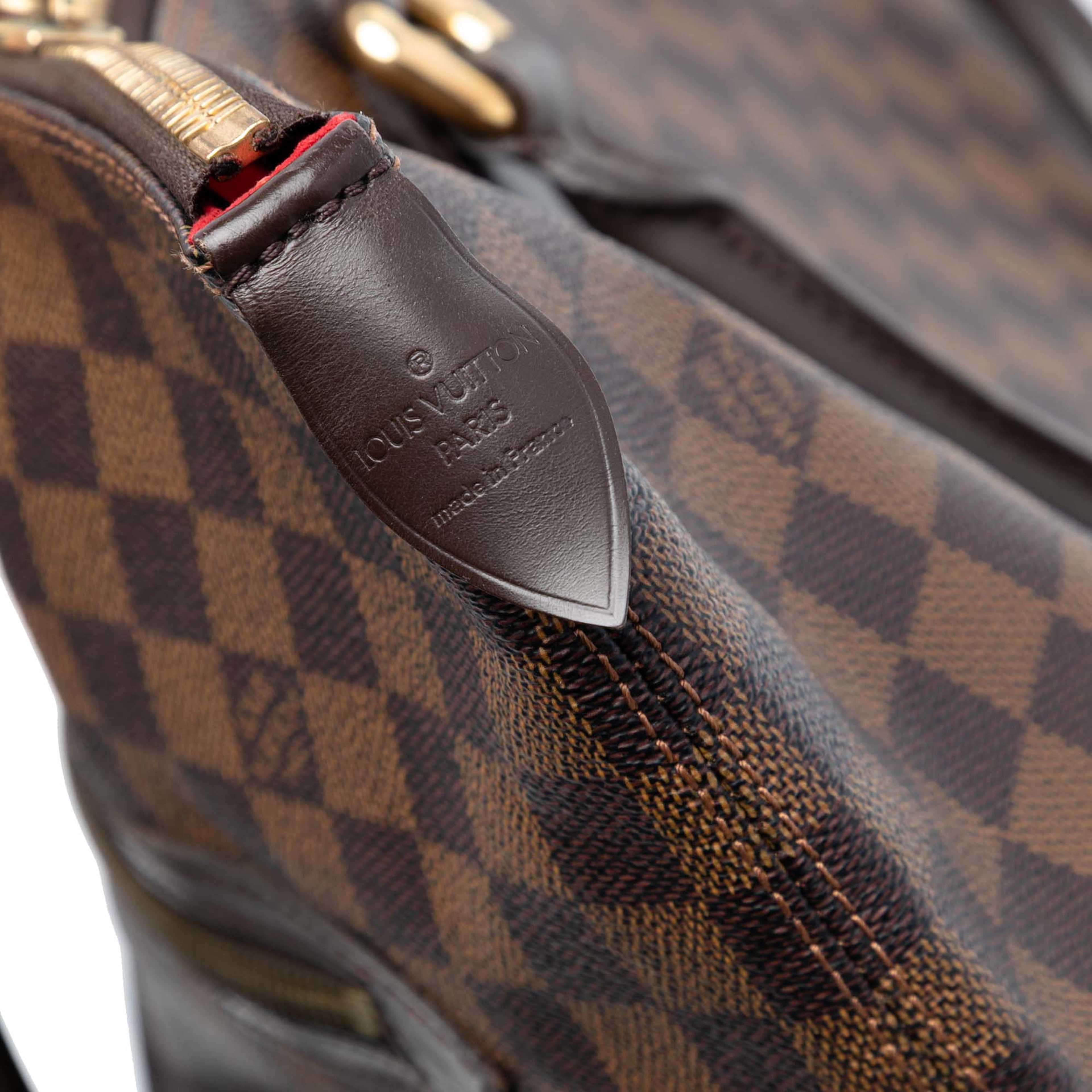 Louis Vuitton Damier Ebene Saleya Gm, från Luxclusif, i färgen brown. Klicka för att öppna bilden i stort format