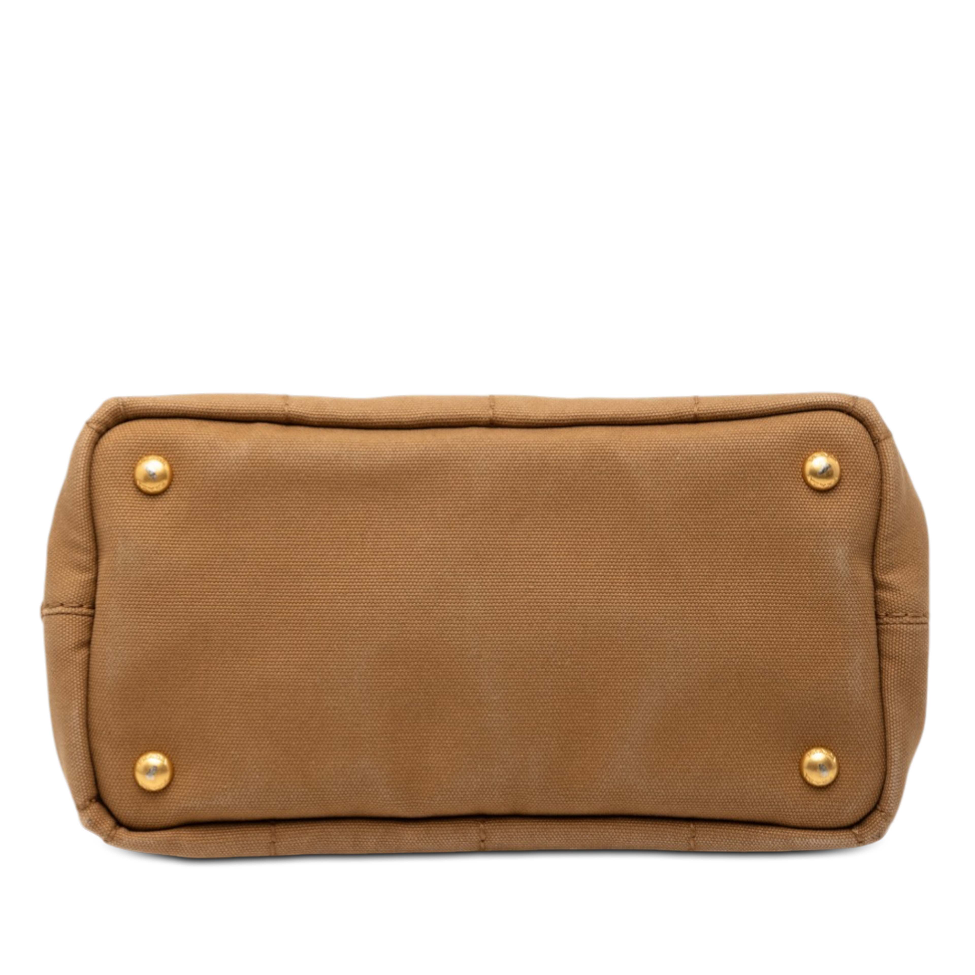 Prada Small Canvas Canapa Logo Satchel, från Luxclusif, i färgen light brown. Klicka för att öppna bilden i stort format