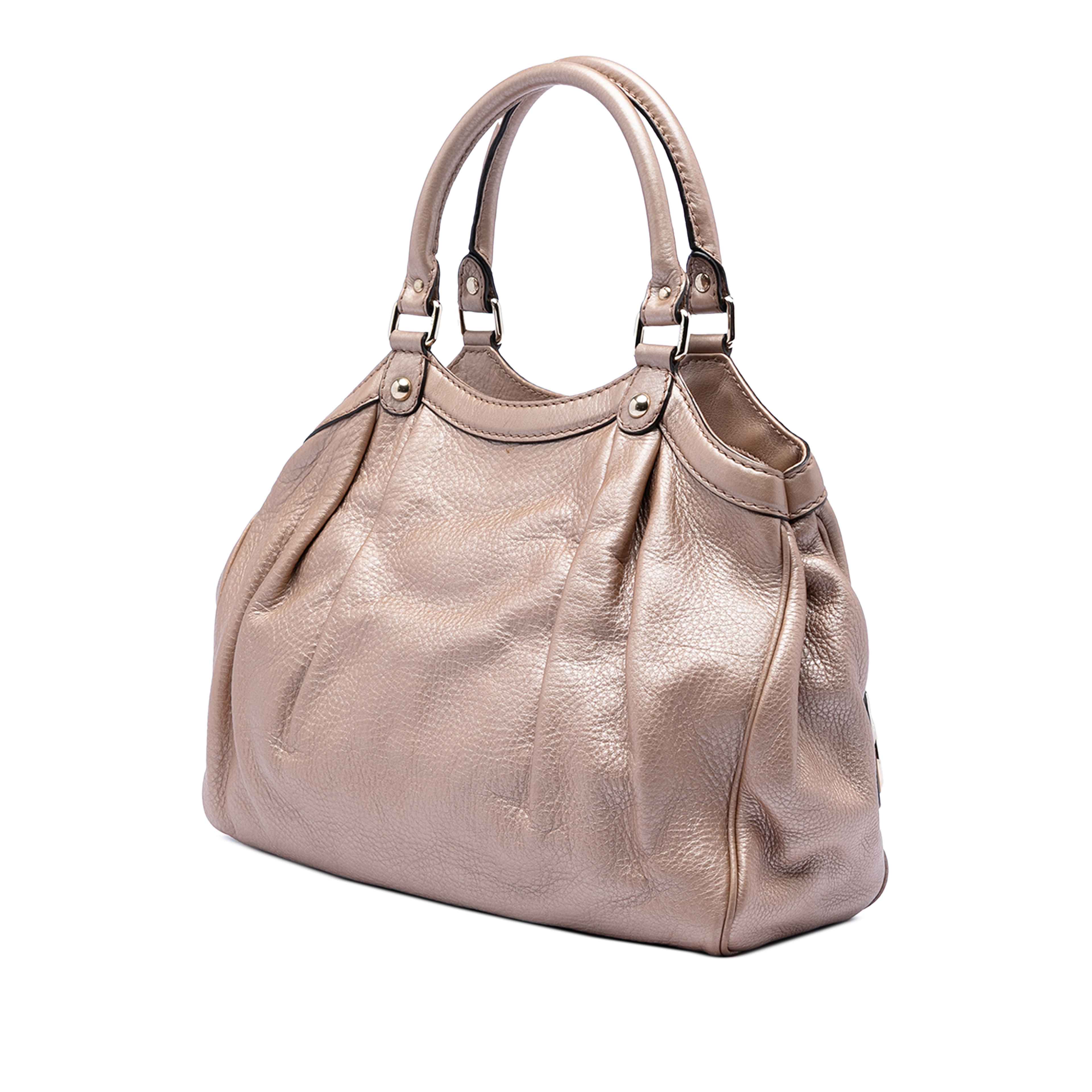 Gucci Medium Metallic Calfskin Sukey Tote, från Luxclusif, i färgen light pink. Klicka för att öppna bilden i stort format