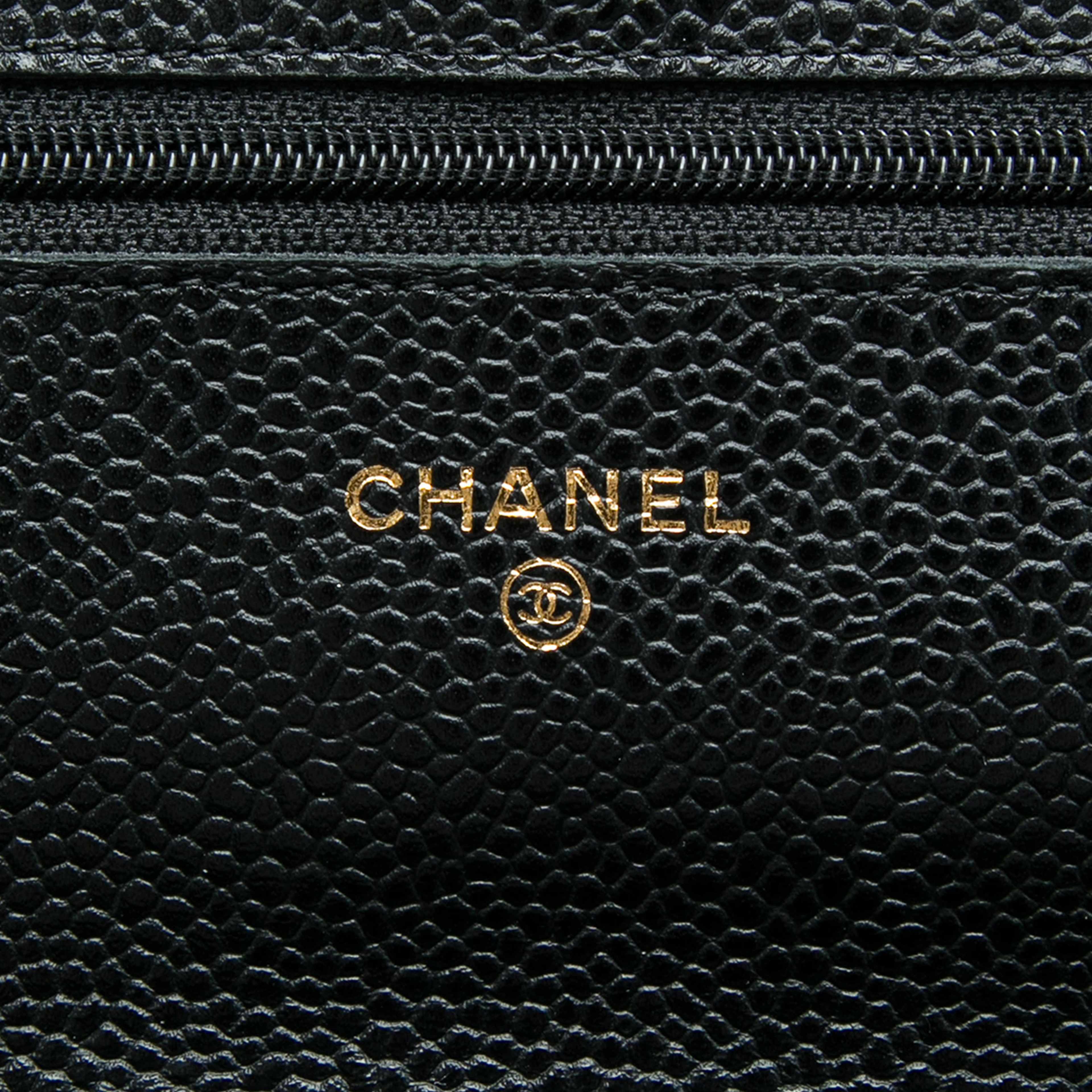 Chanel Cc Quilted Caviar Wallet On Chain, från Luxclusif, i färgen svart. Klicka för att öppna bilden i stort format