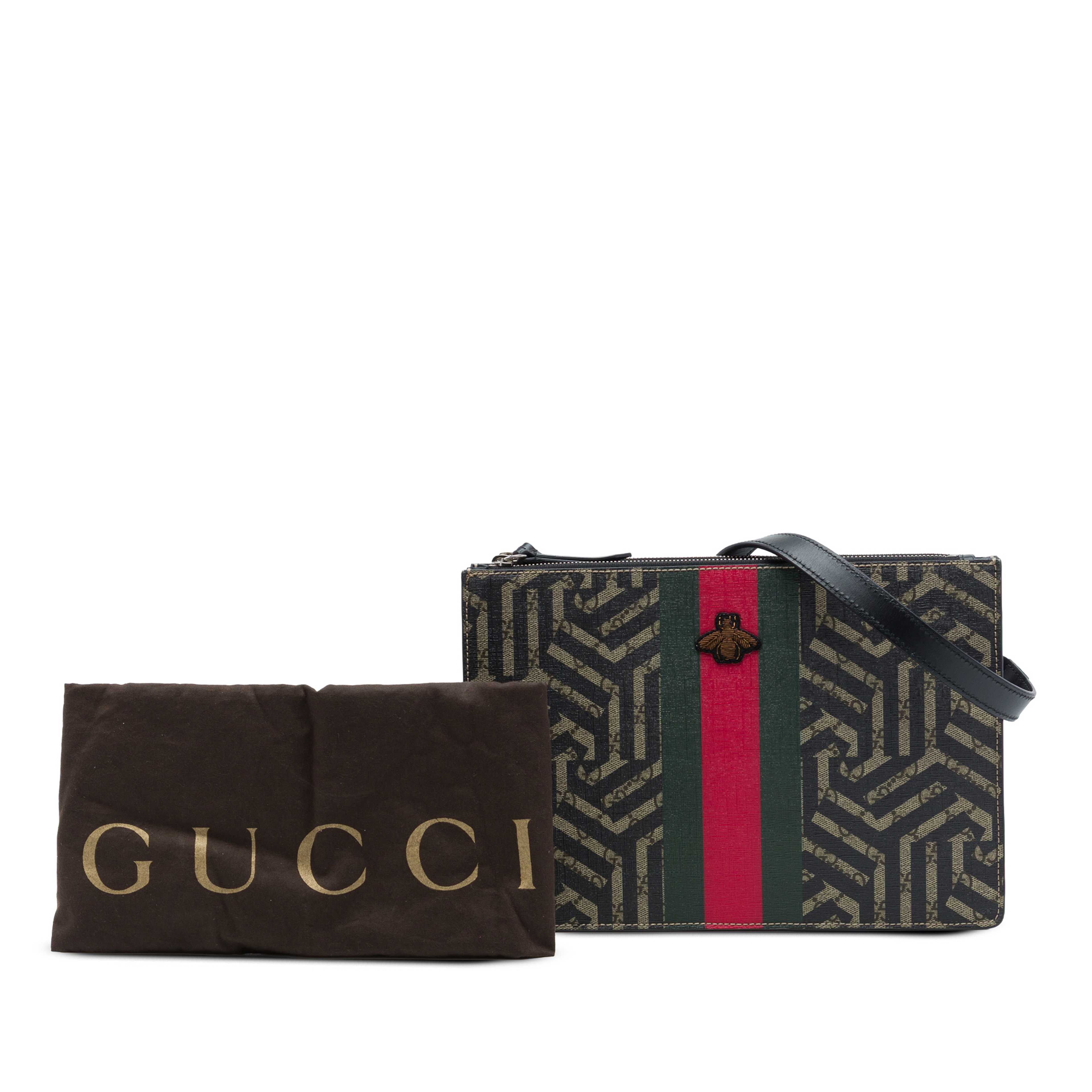 Gucci Gg Supreme Caleido Web Bee Crossbody, från Luxclusif, i färgen beige. Klicka för att öppna bilden i stort format