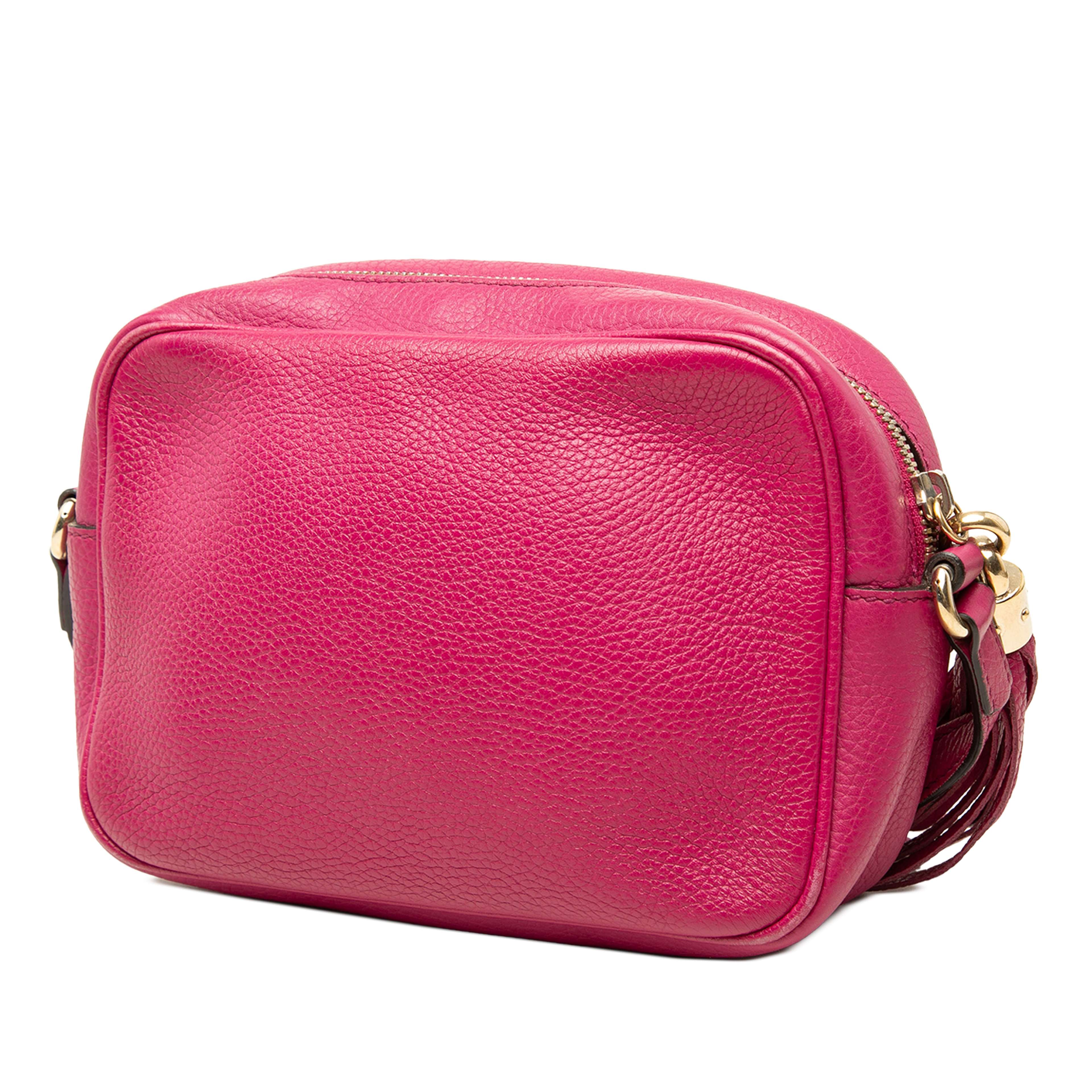 Gucci Calfskin Soho Disco Crossbody, från Luxclusif, i färgen purpur. Klicka för att öppna bilden i stort format