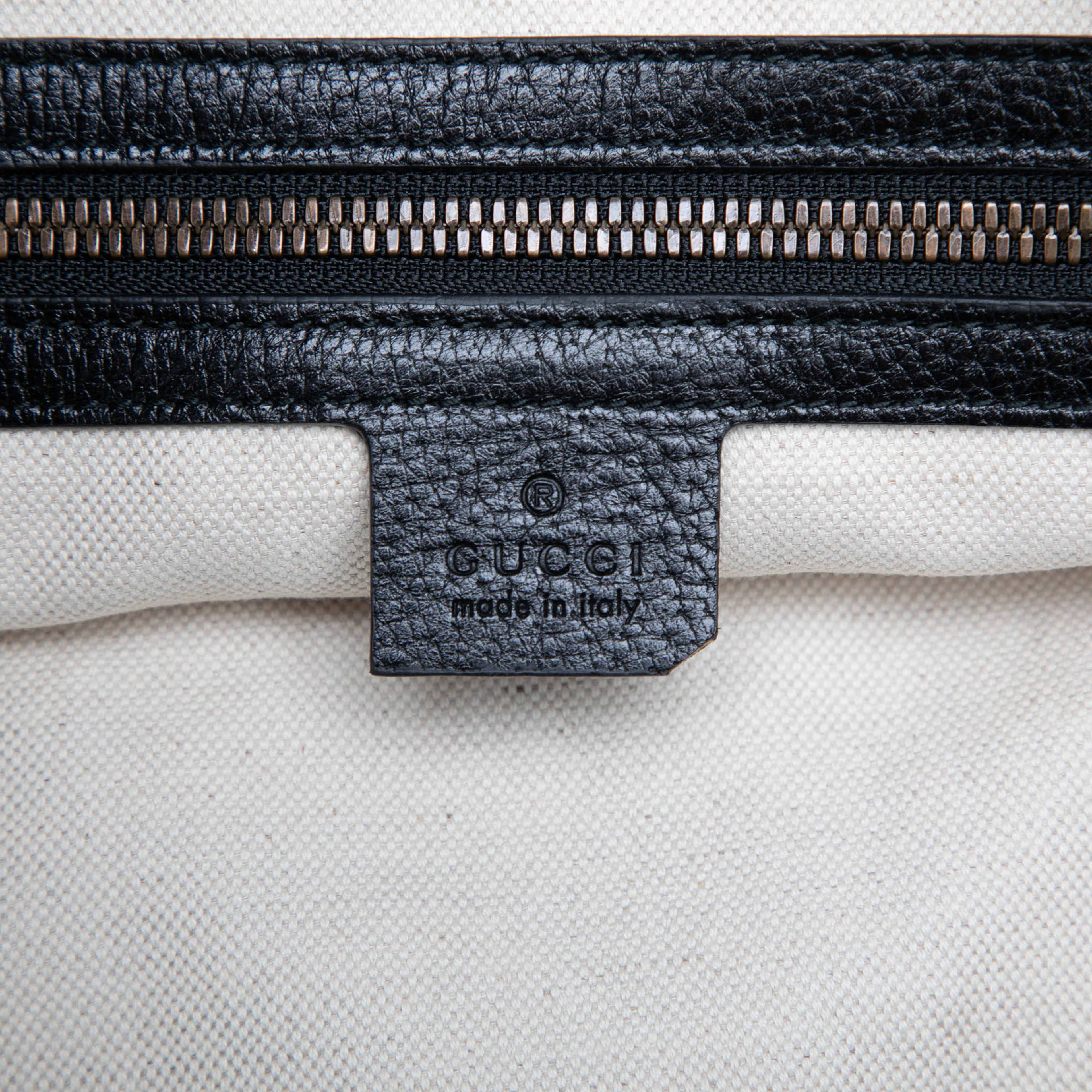 Gucci Large Gg Velvet Web Ophidia Tote, från Luxclusif, i färgen blå. Klicka för att öppna bilden i stort format