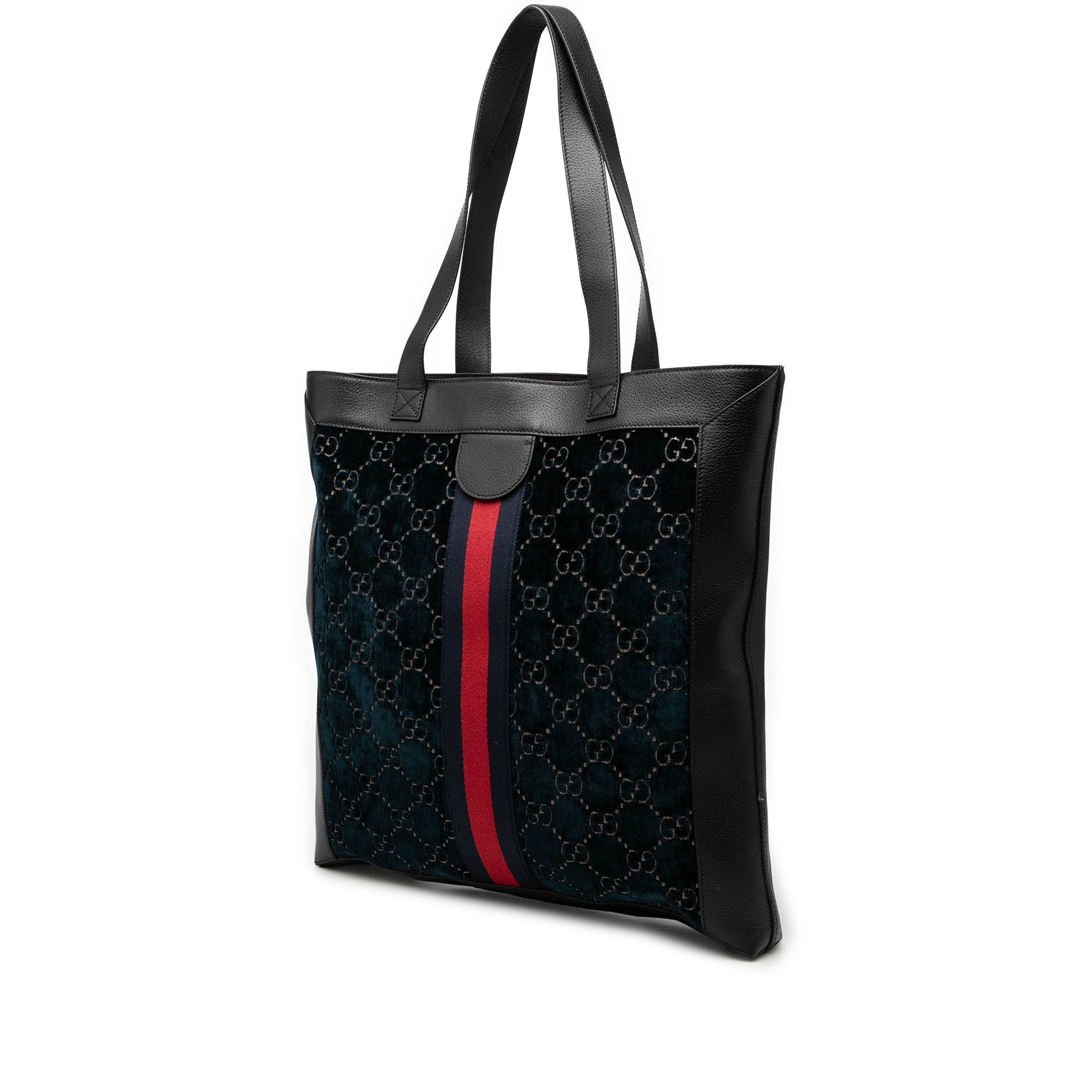 Gucci Large Gg Velvet Web Ophidia Tote, från Luxclusif, i färgen blå. Klicka för att öppna bilden i stort format