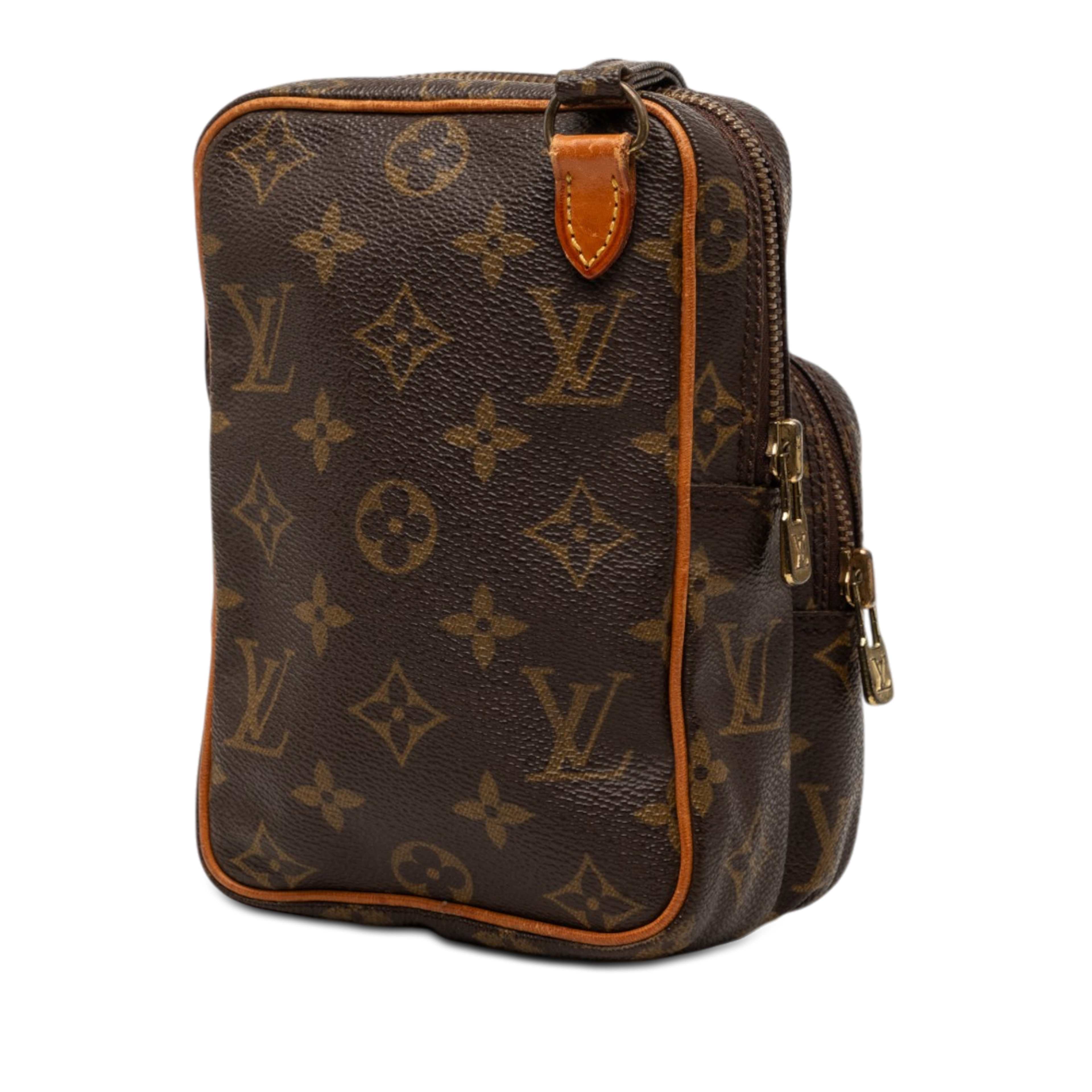 Louis Vuitton Monogram Mini Amazone, från Luxclusif, i färgen brown. Klicka för att öppna bilden i stort format