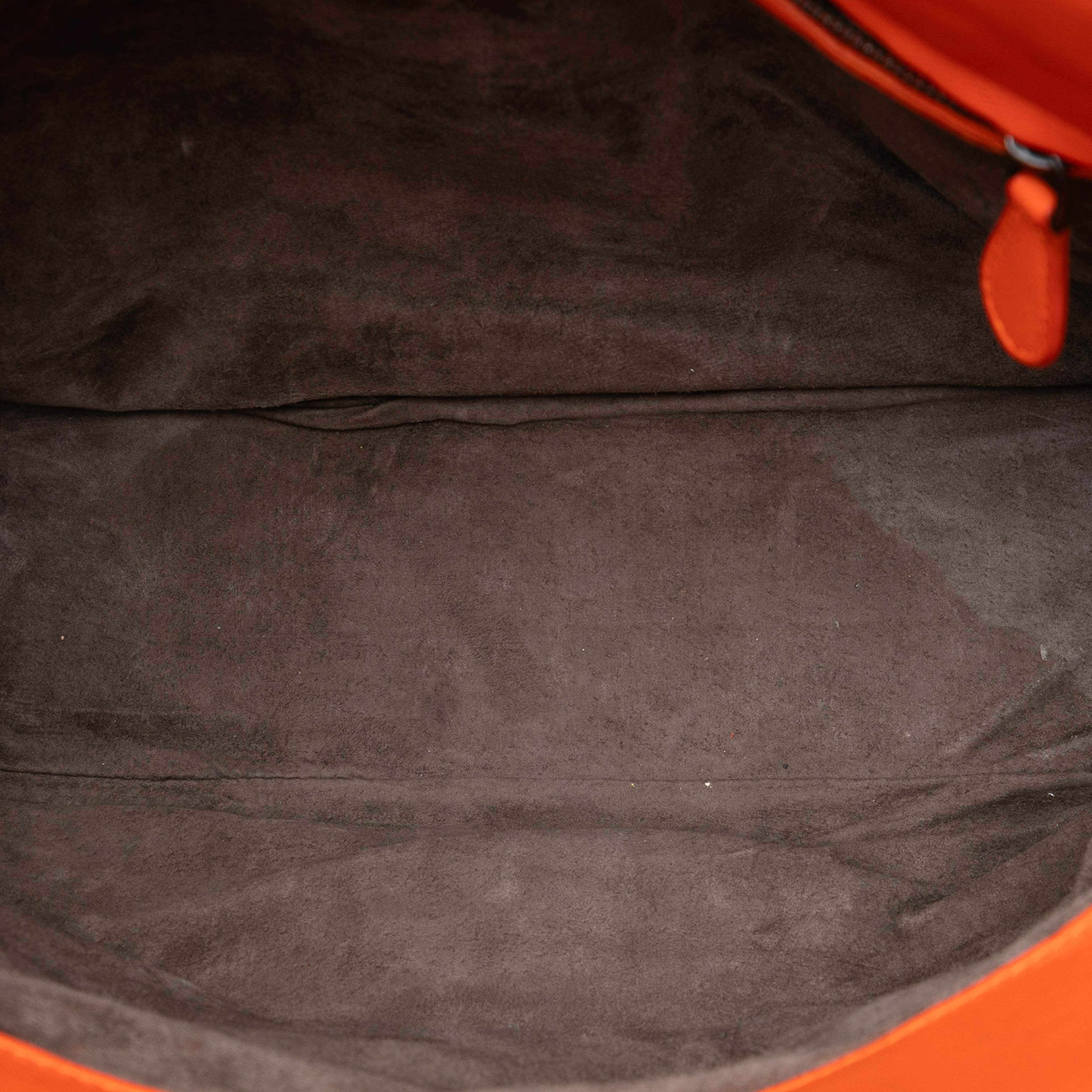 Bottega Veneta Nappa Intrecciato Milano Tote, från Luxclusif, i färgen orange. Klicka för att öppna bilden i stort format