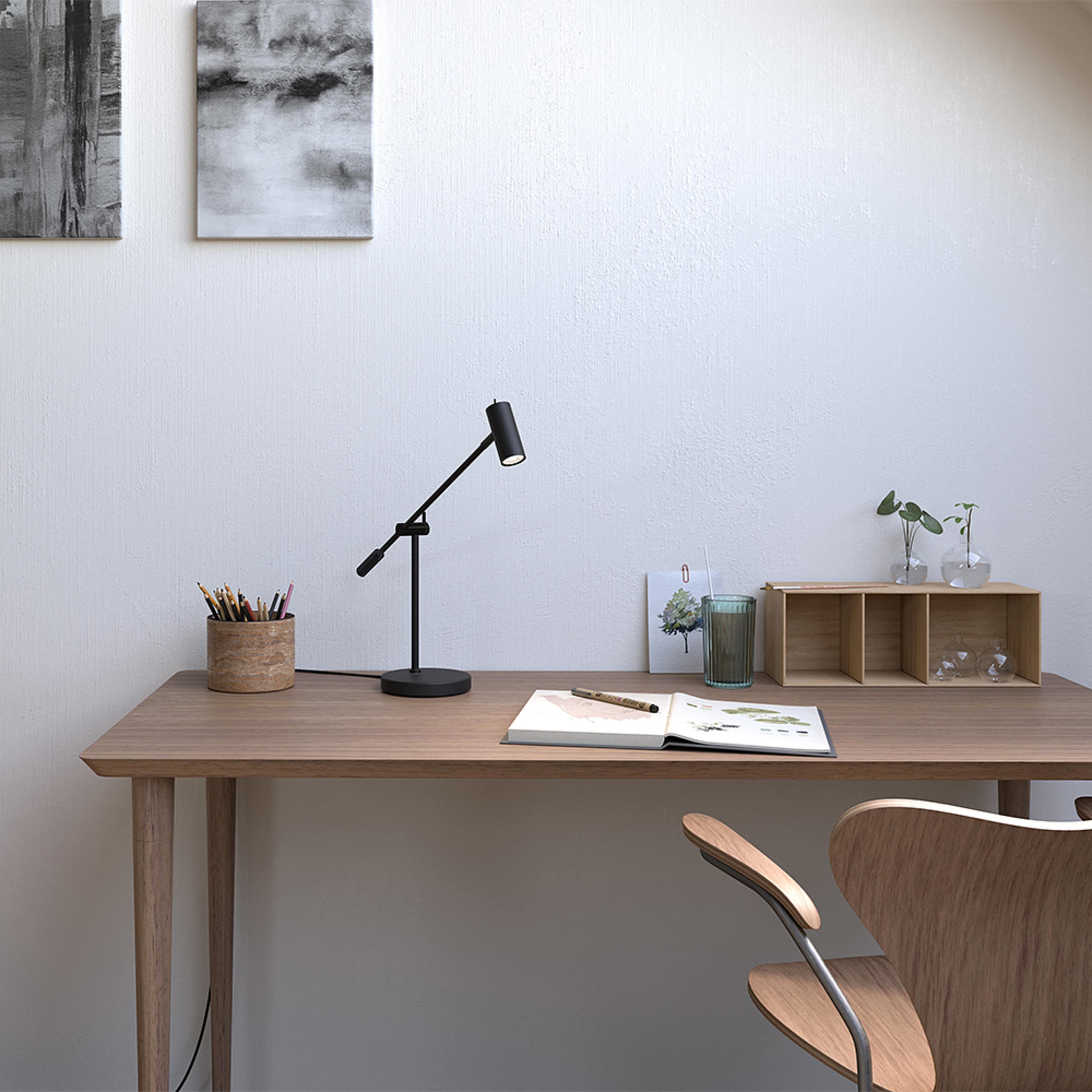 Bordslampa Cato