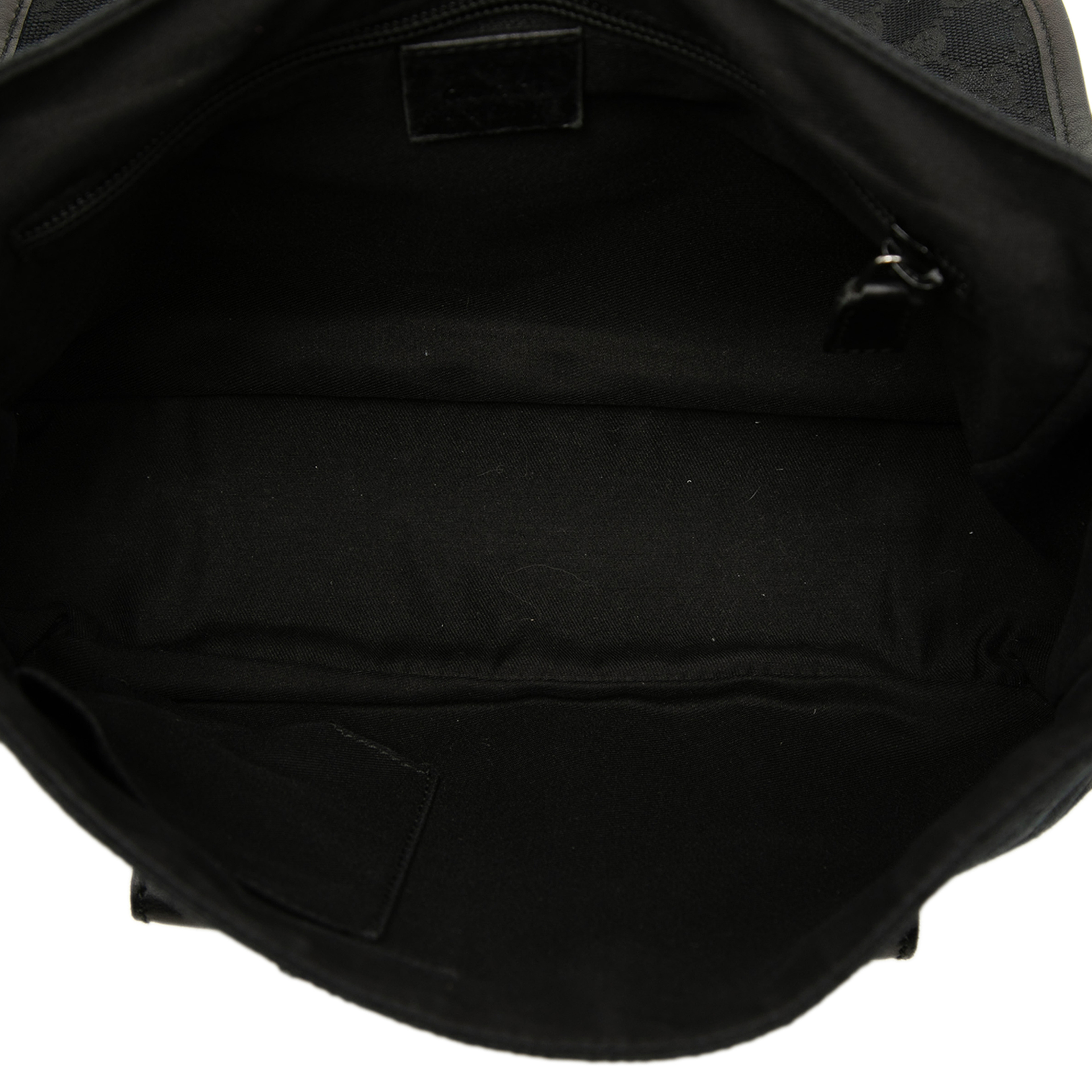 Gucci Gg Canvas Crossbody, från Luxclusif, i färgen svart. Klicka för att öppna bilden i stort format