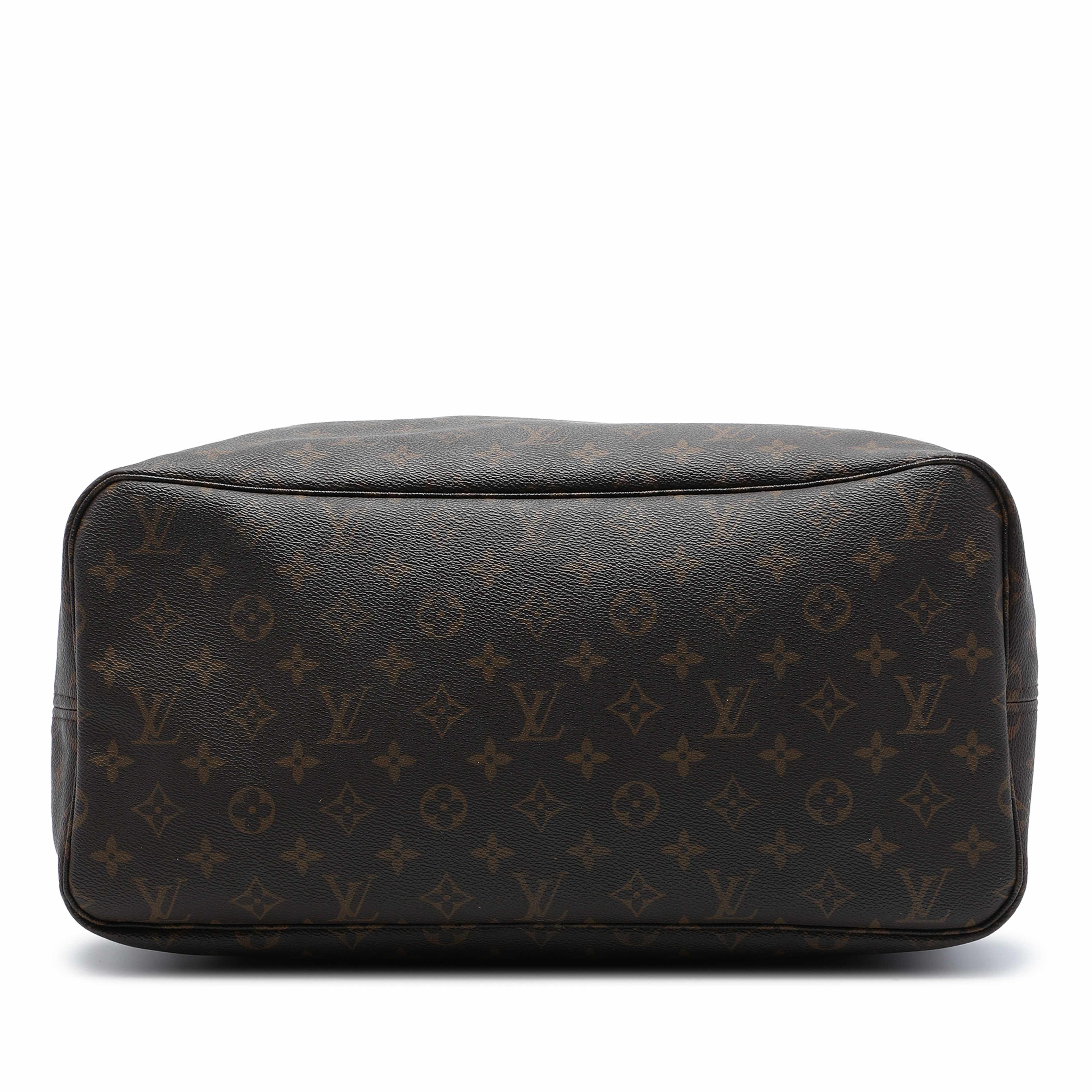 Louis Vuitton Monogram Neverfull Gm, från Luxclusif, i färgen brun. Klicka för att öppna bilden i stort format