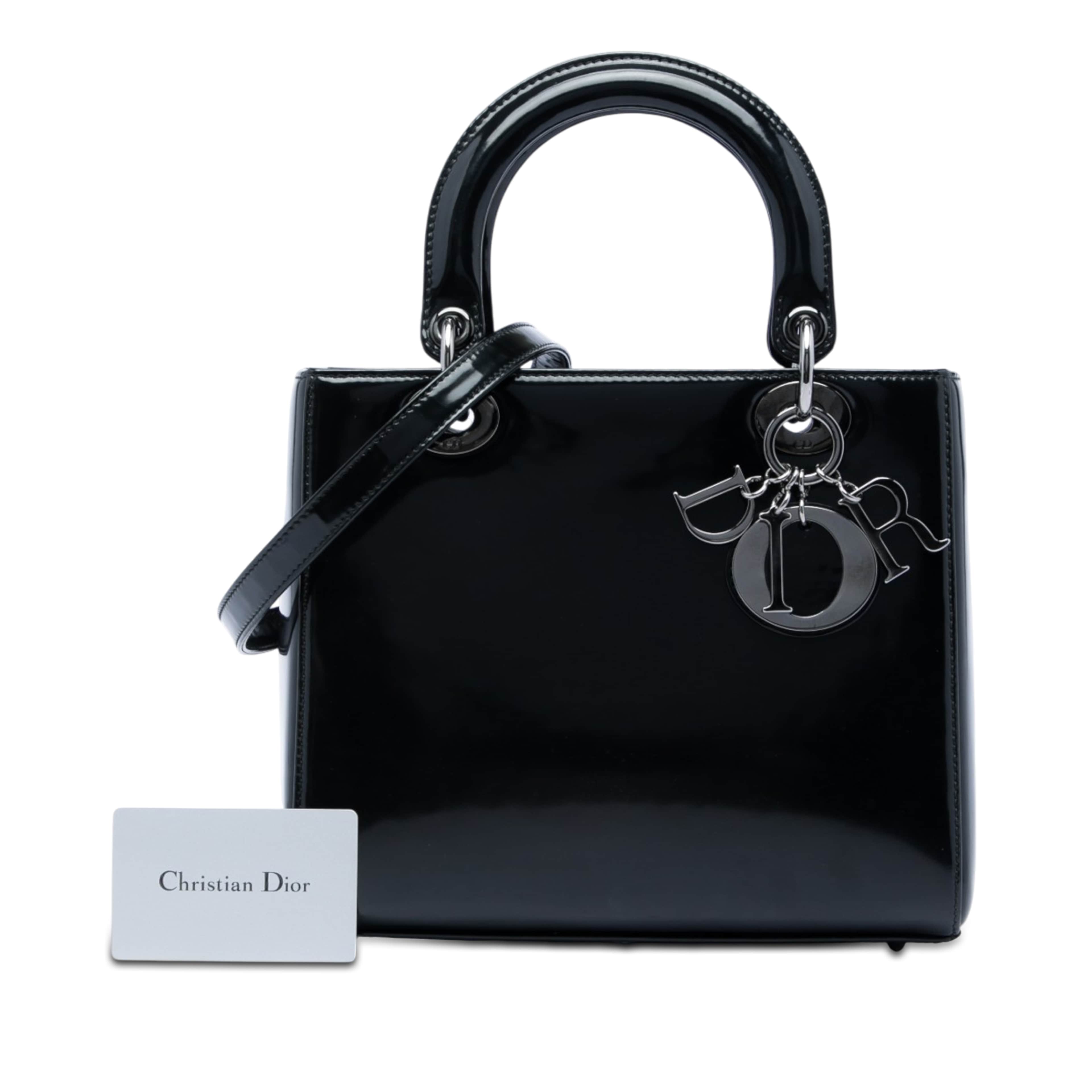 Dior Medium Patent Lady Dior, från Luxclusif, i färgen svart. Klicka för att öppna bilden i stort format