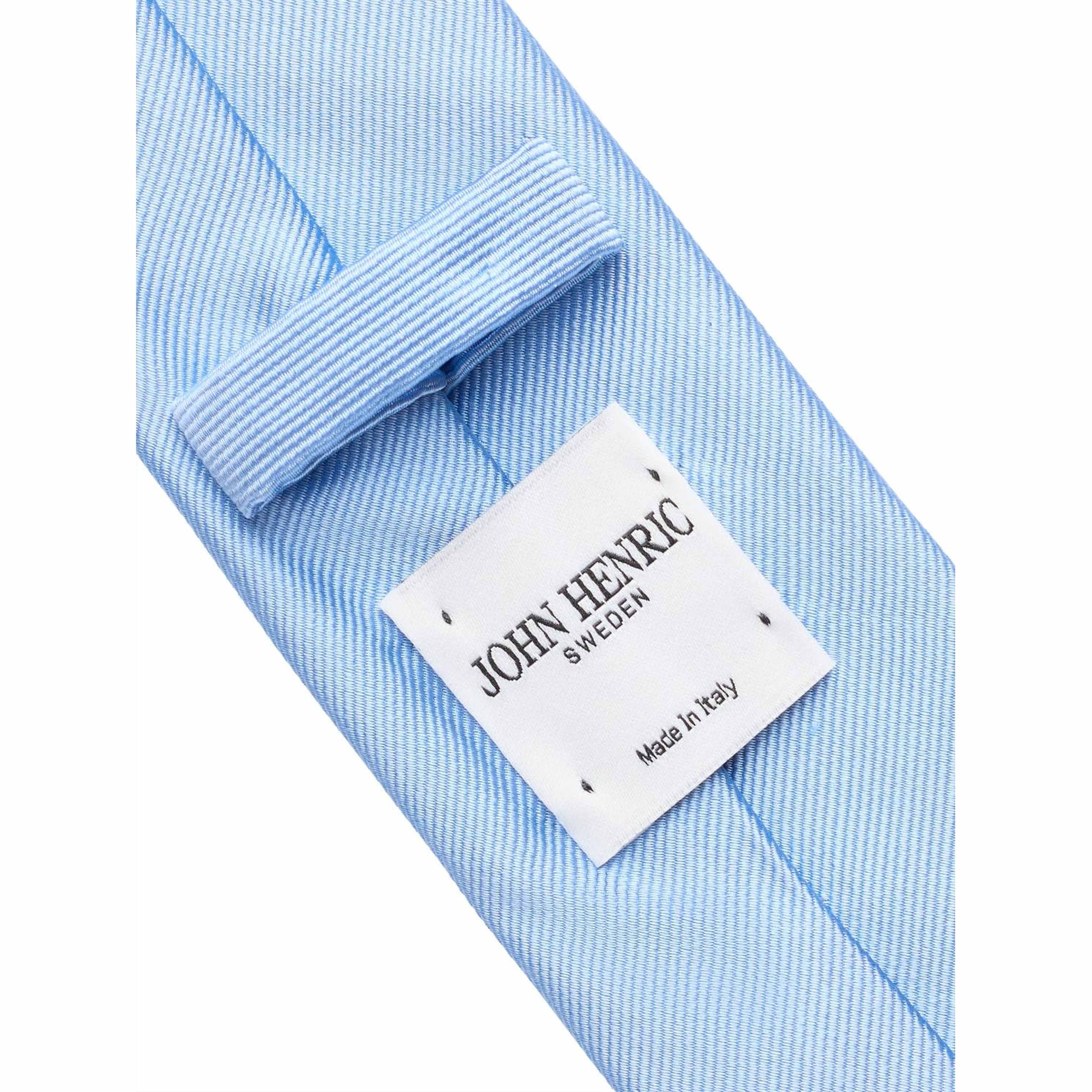 Tie Plain