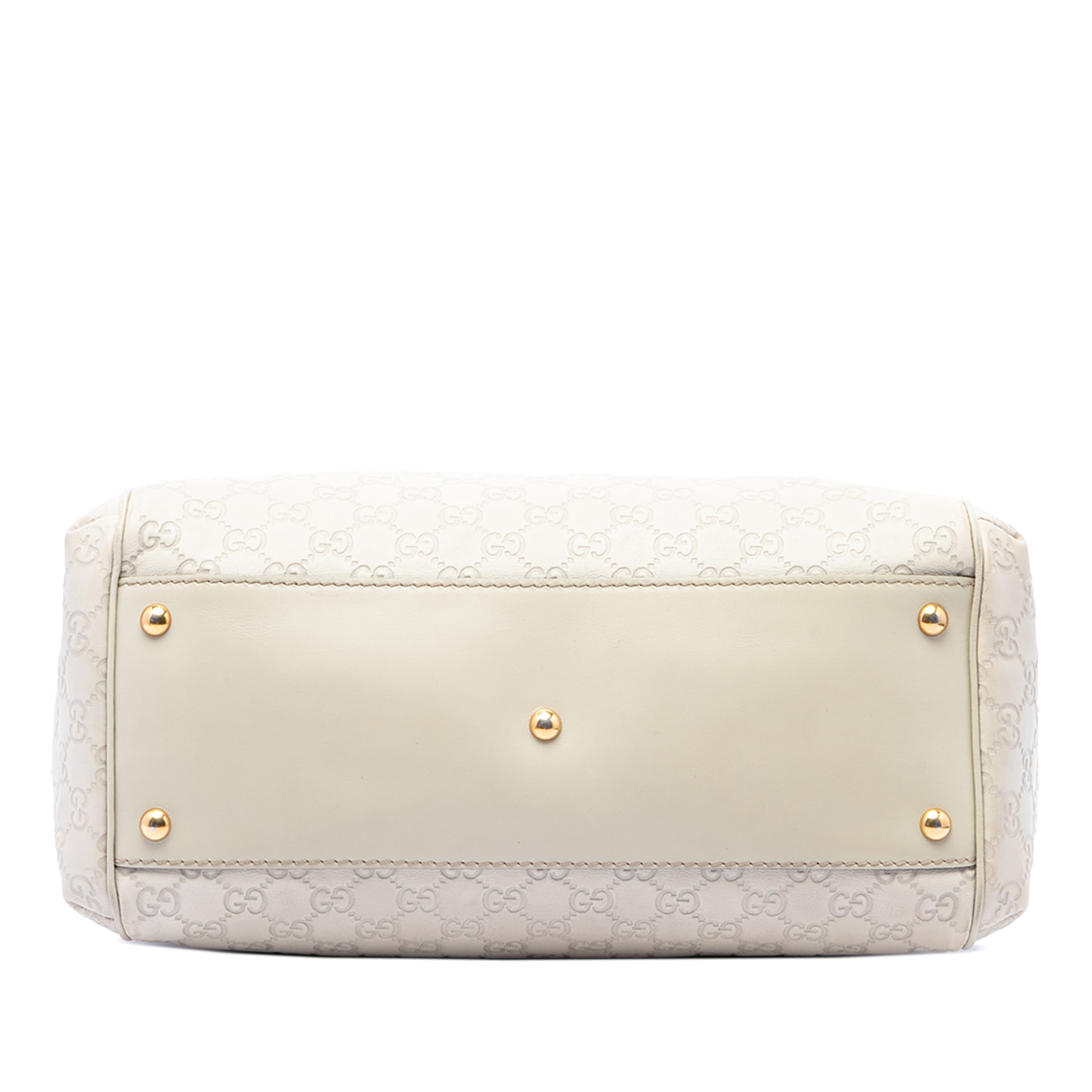 Gucci Medium Guccissima Scarlett Satchel, från Luxclusif, i färgen vit. Klicka för att öppna bilden i stort format