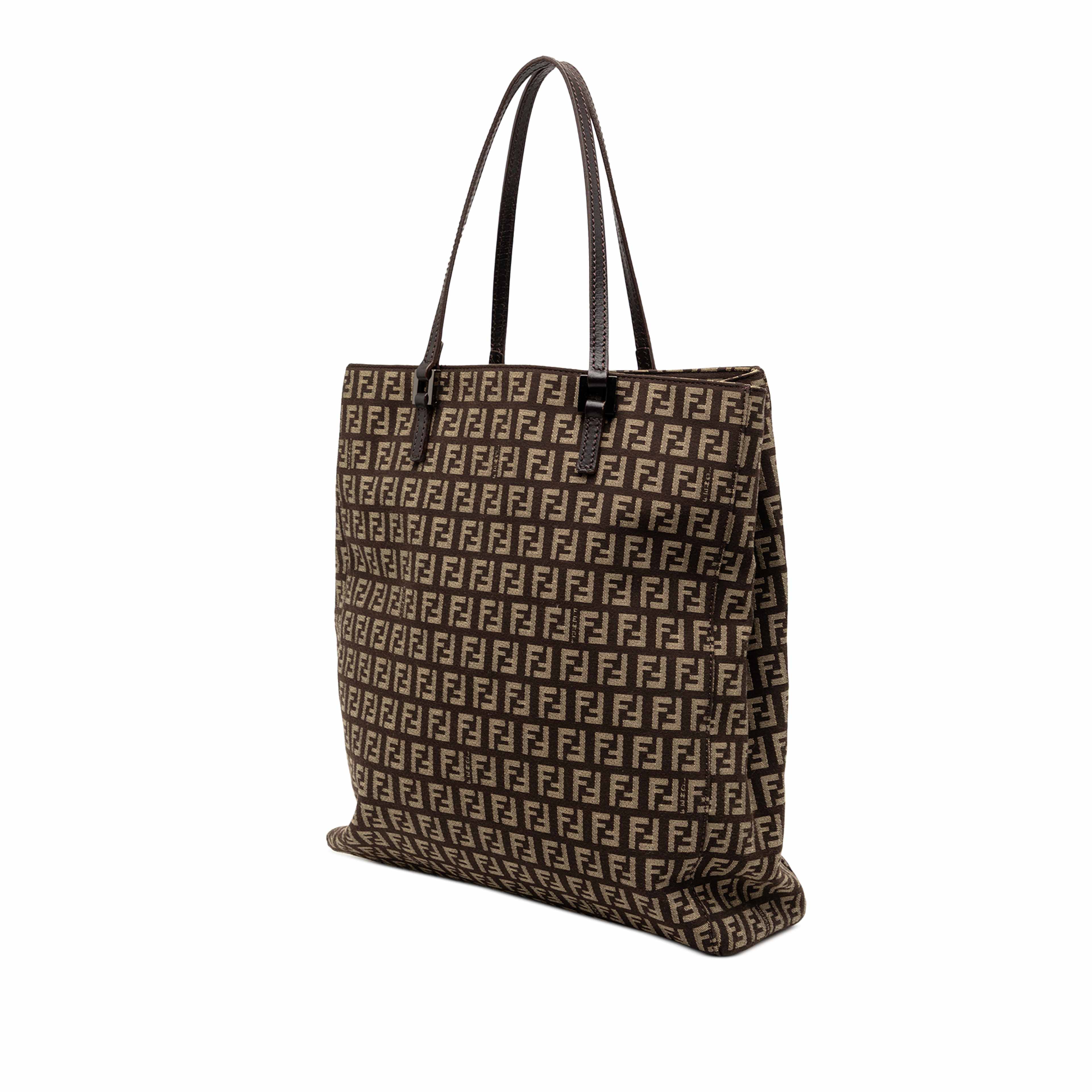 Fendi Zucchino Canvas Tote, från Luxclusif, i färgen brun. Klicka för att öppna bilden i stort format