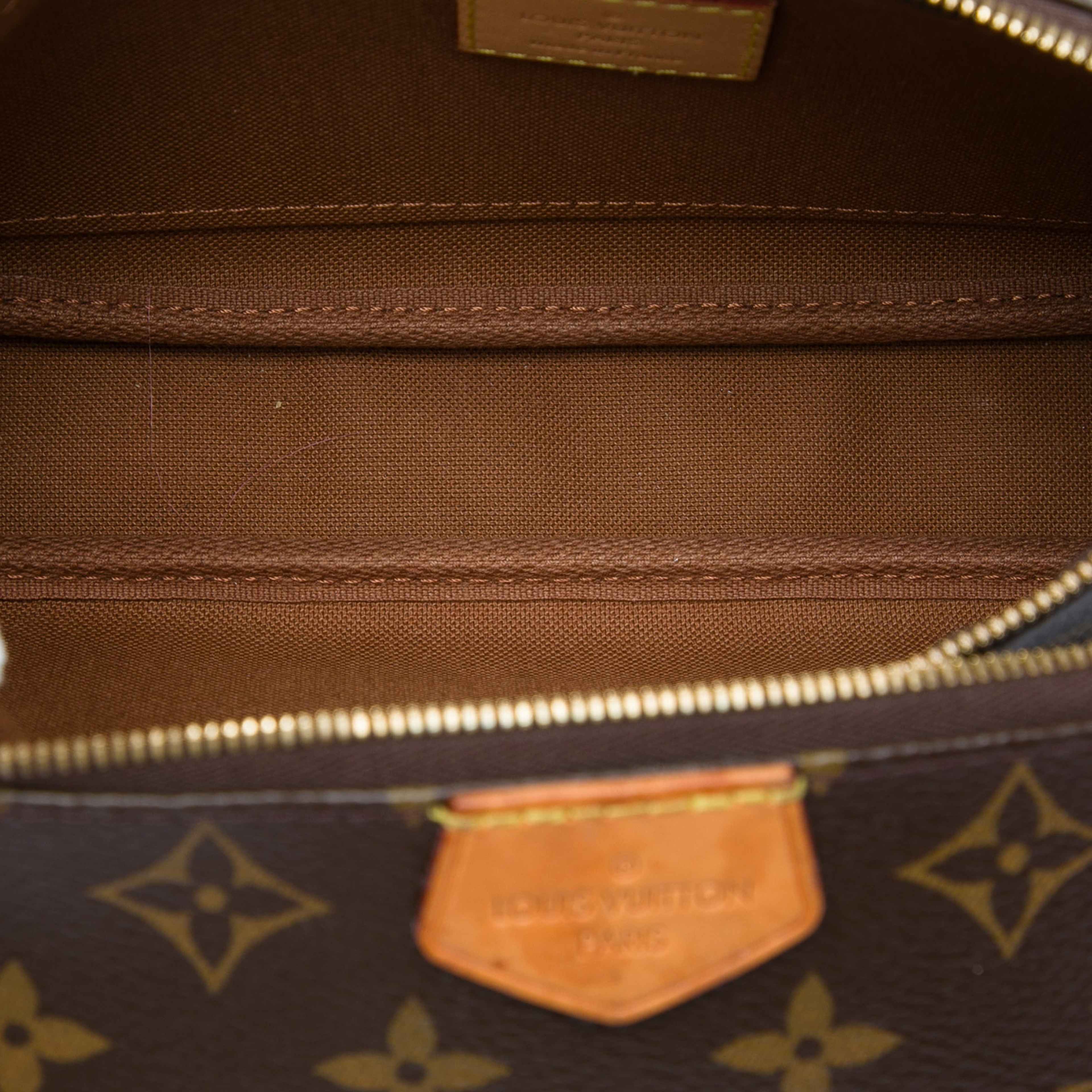 Louis Vuitton Monogram Multi Pochette Accessoires, från Luxclusif, i färgen brun. Klicka för att öppna bilden i stort format