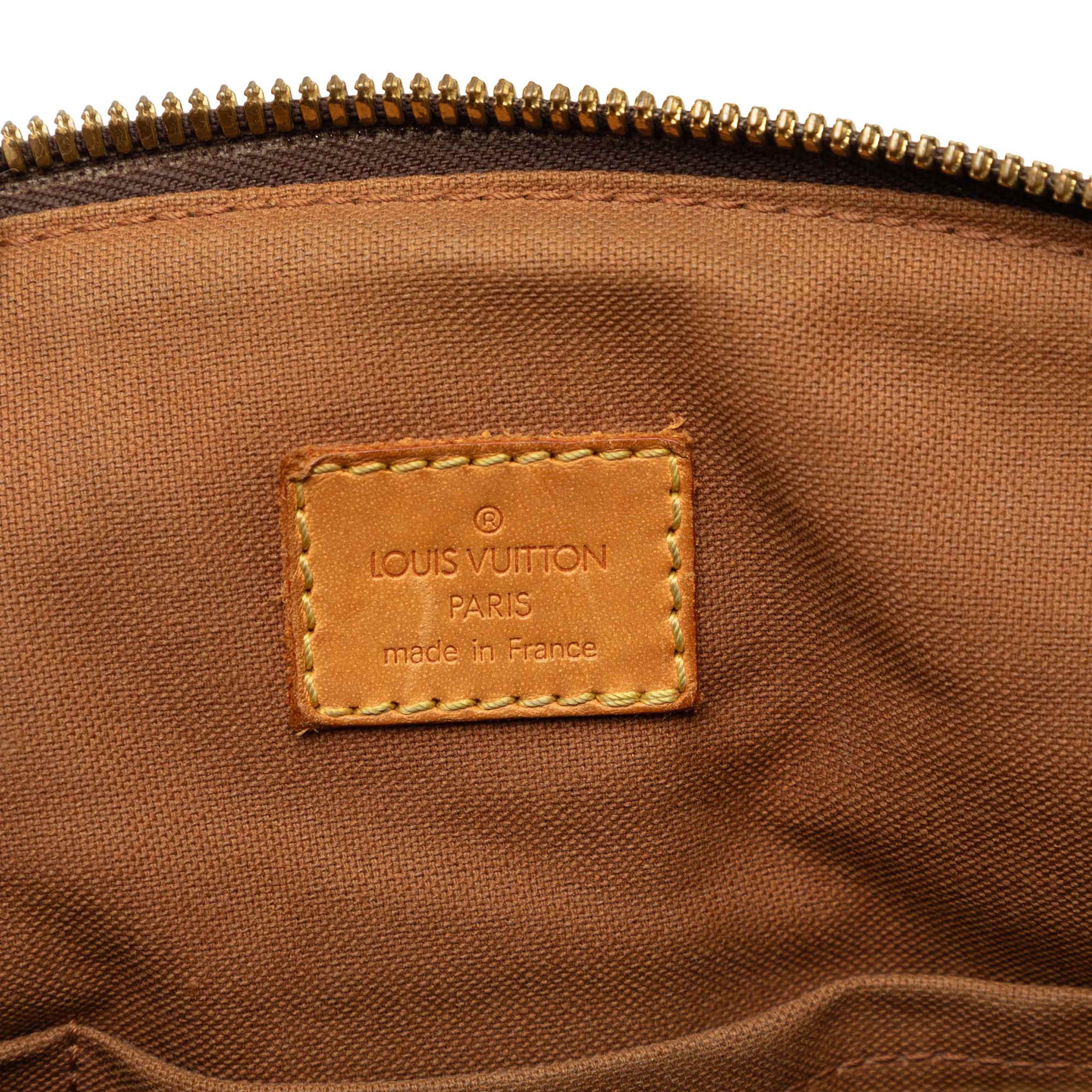Louis Vuitton Monogram Tivoli Gm, från Luxclusif, i färgen brun. Klicka för att öppna bilden i stort format
