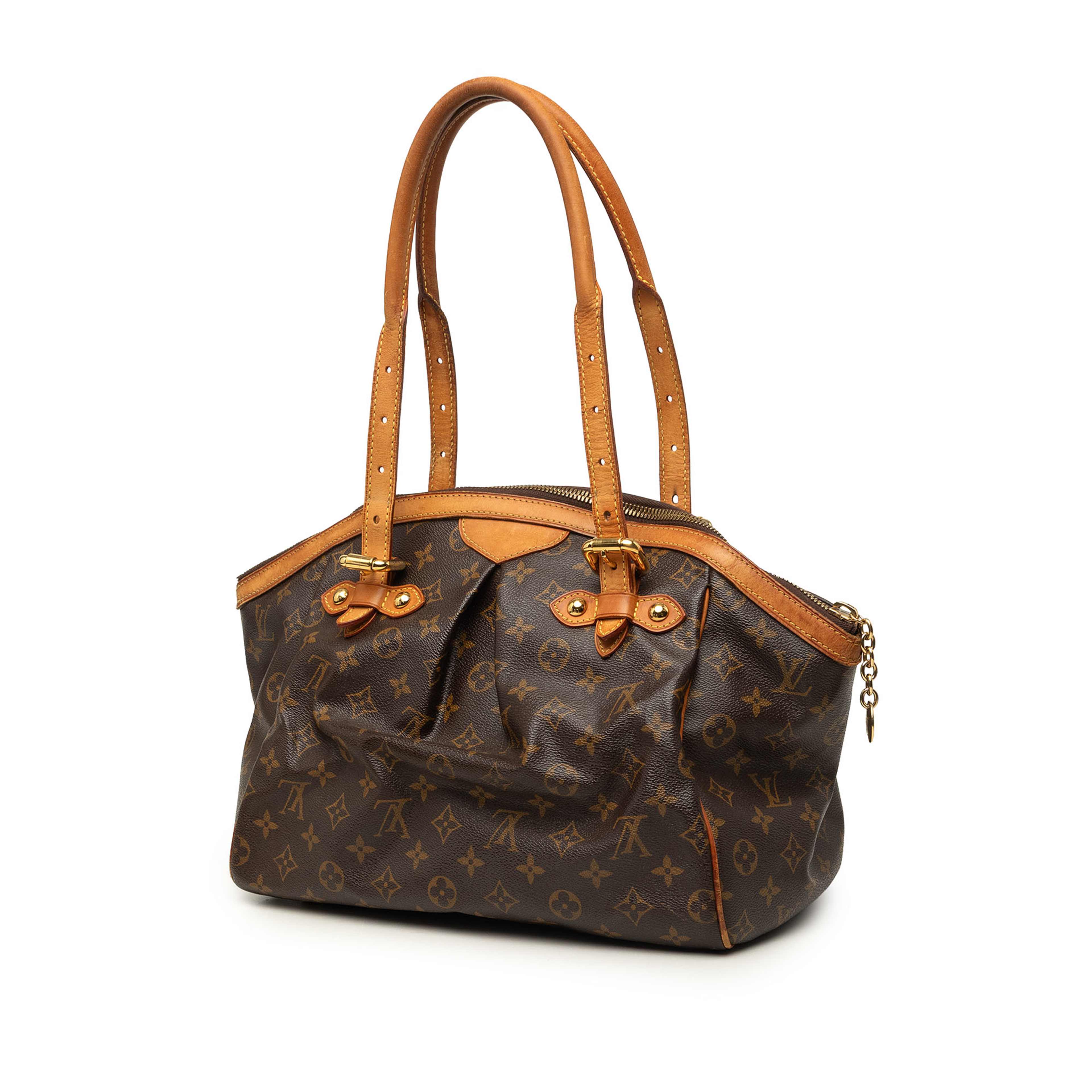 Louis Vuitton Monogram Tivoli Gm, från Luxclusif, i färgen brun. Klicka för att öppna bilden i stort format