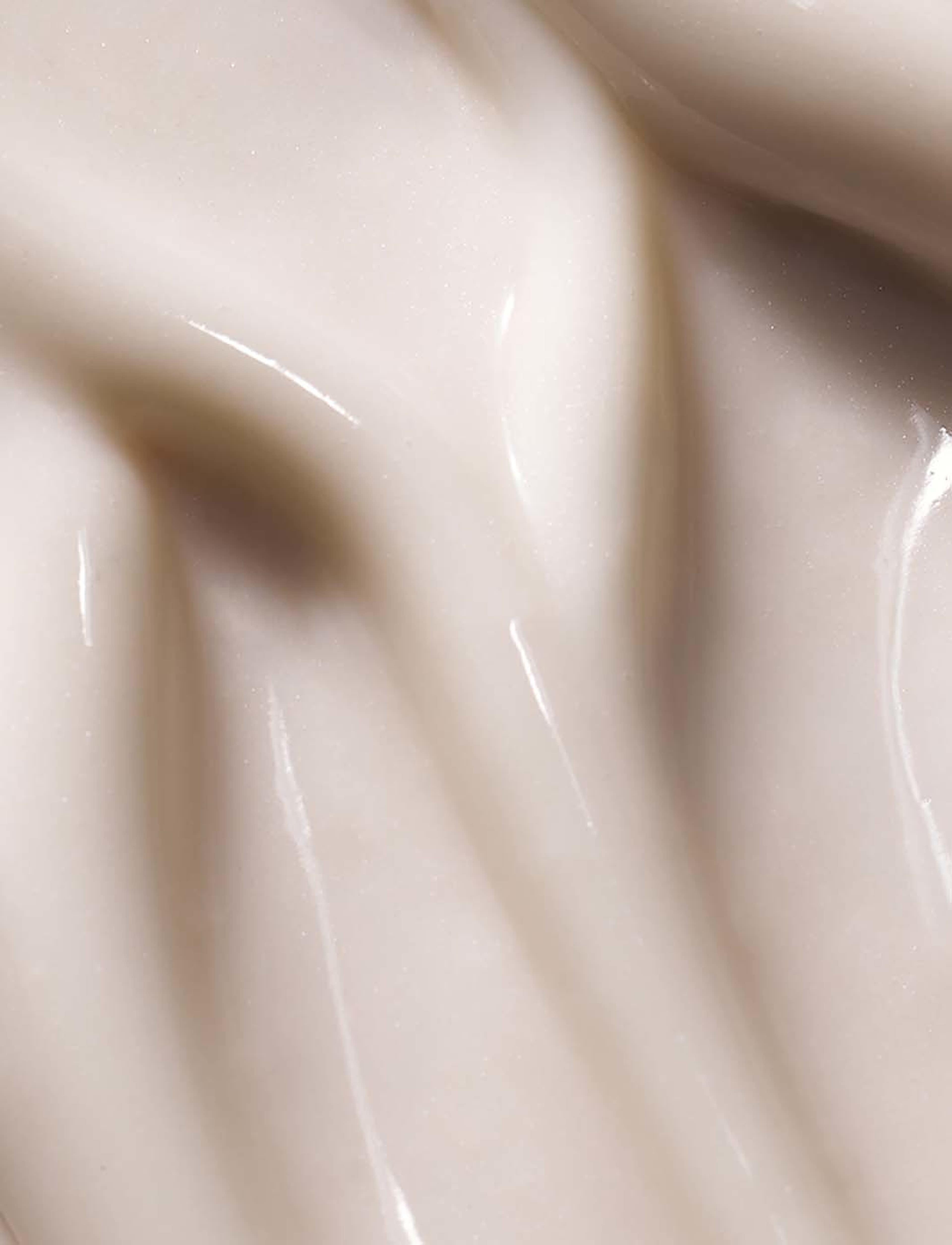 Microbiomic Moisture Glow Day Cream, från BABOR. Klicka för att öppna bilden i stort format