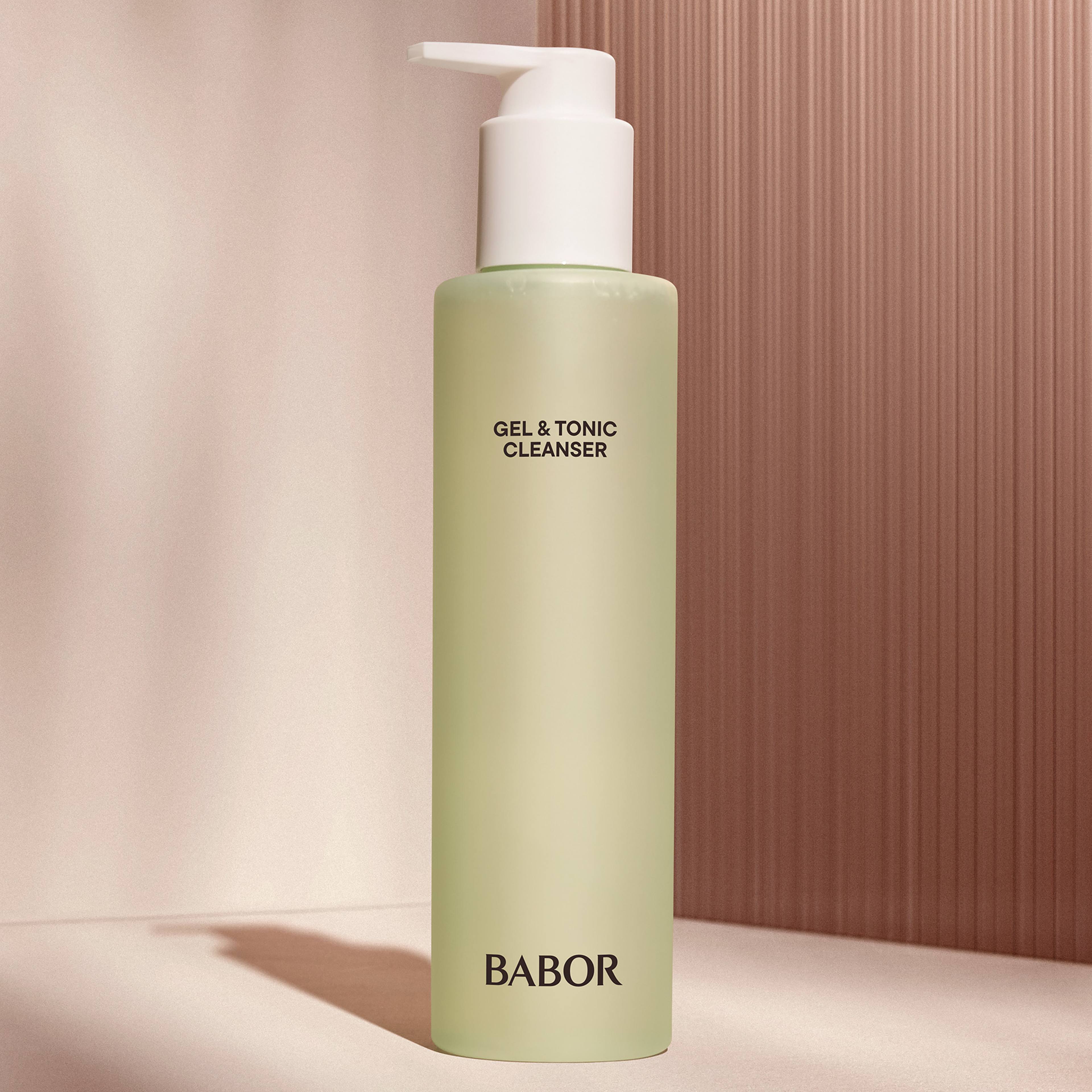 Gel & Tonic Cleanser, från BABOR. Klicka för att öppna bilden i stort format