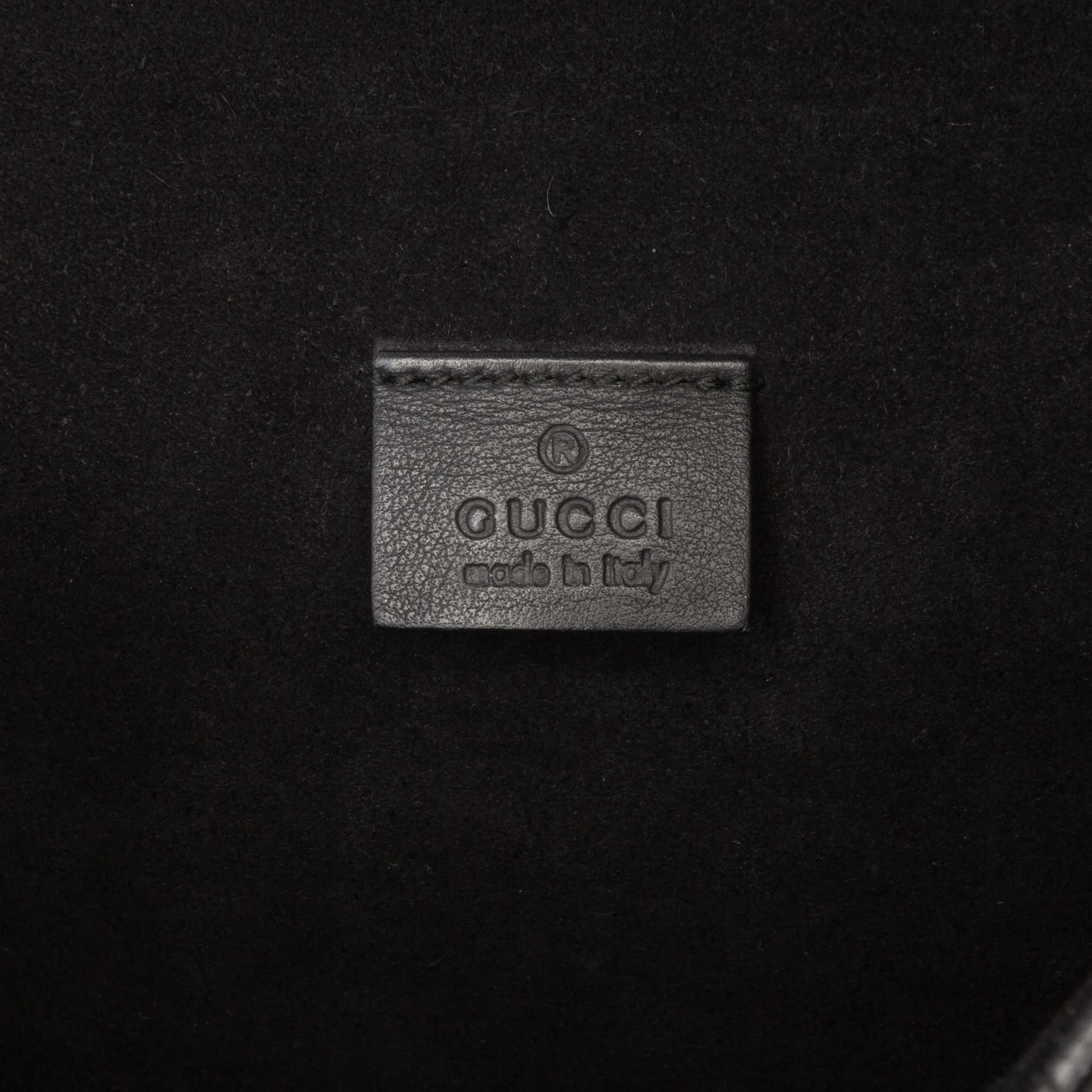 Gucci Medium Gg Supreme Dionysus Shoulder Bag, från Luxclusif, i färgen beige. Klicka för att öppna bilden i stort format