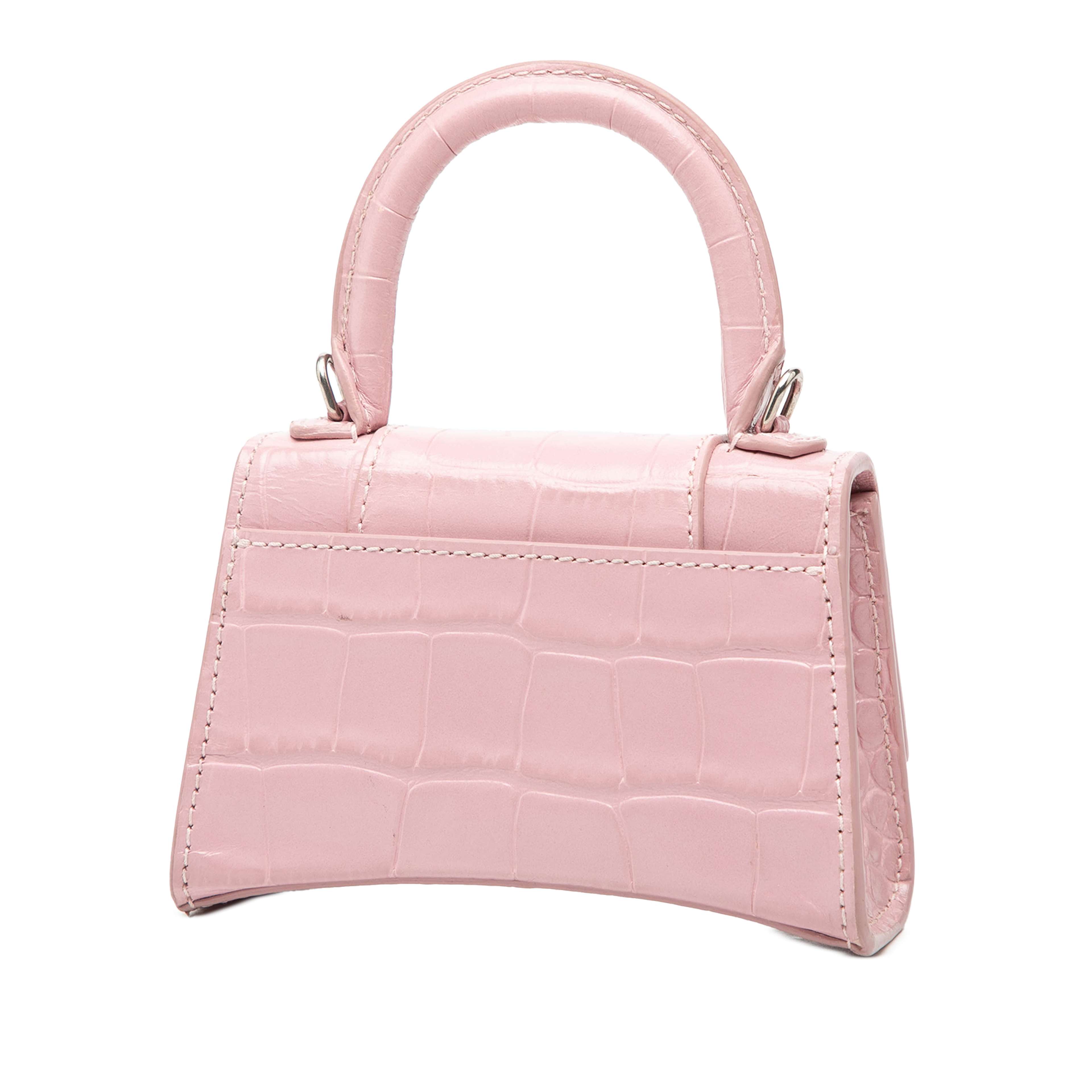 Balenciaga Nano Croc Embossed Hourglass Top Handle Bag, från Luxclusif, i färgen light pink. Klicka för att öppna bilden i stort format