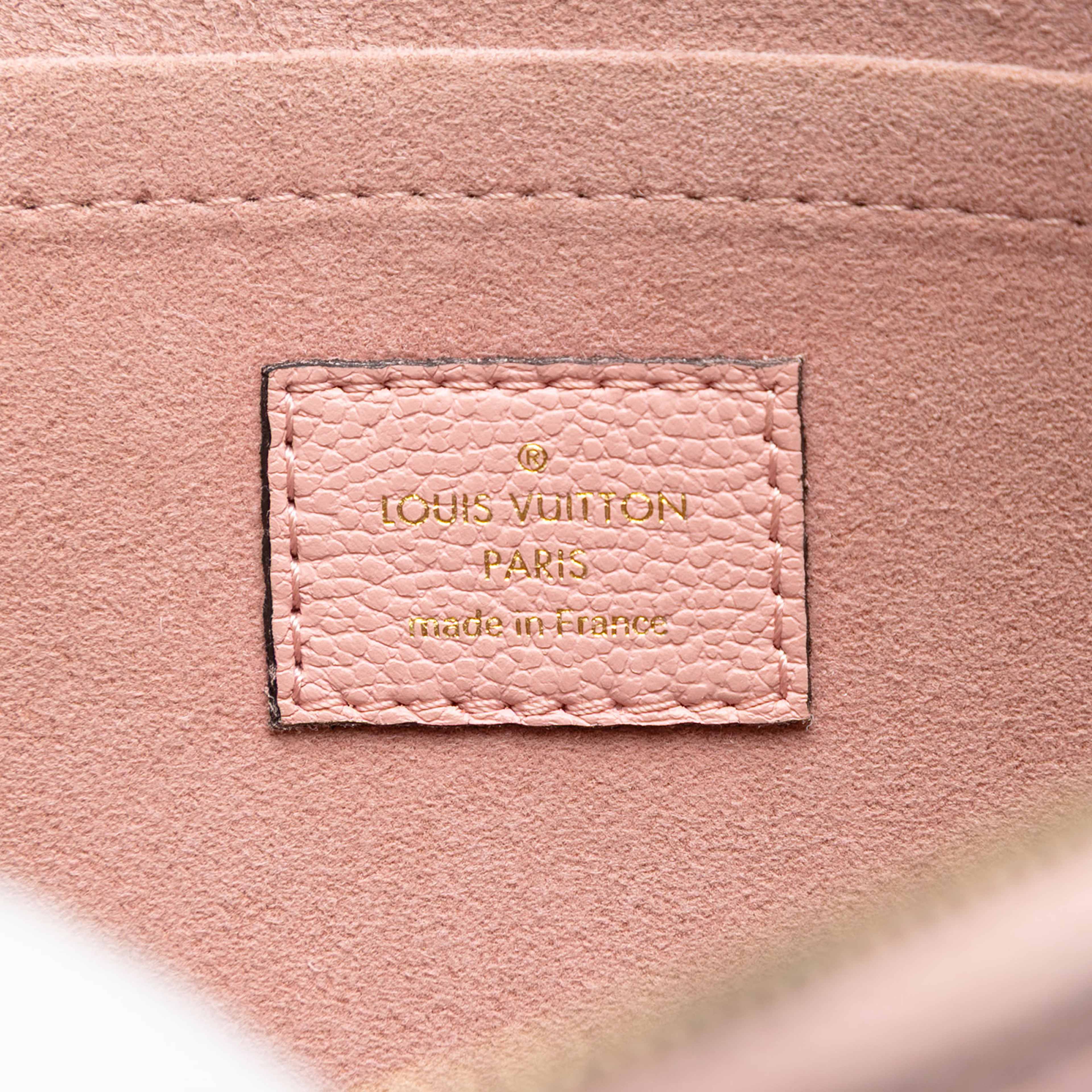 Louis Vuitton Monogram Daily Pouch, från Luxclusif, i färgen brown. Klicka för att öppna bilden i stort format