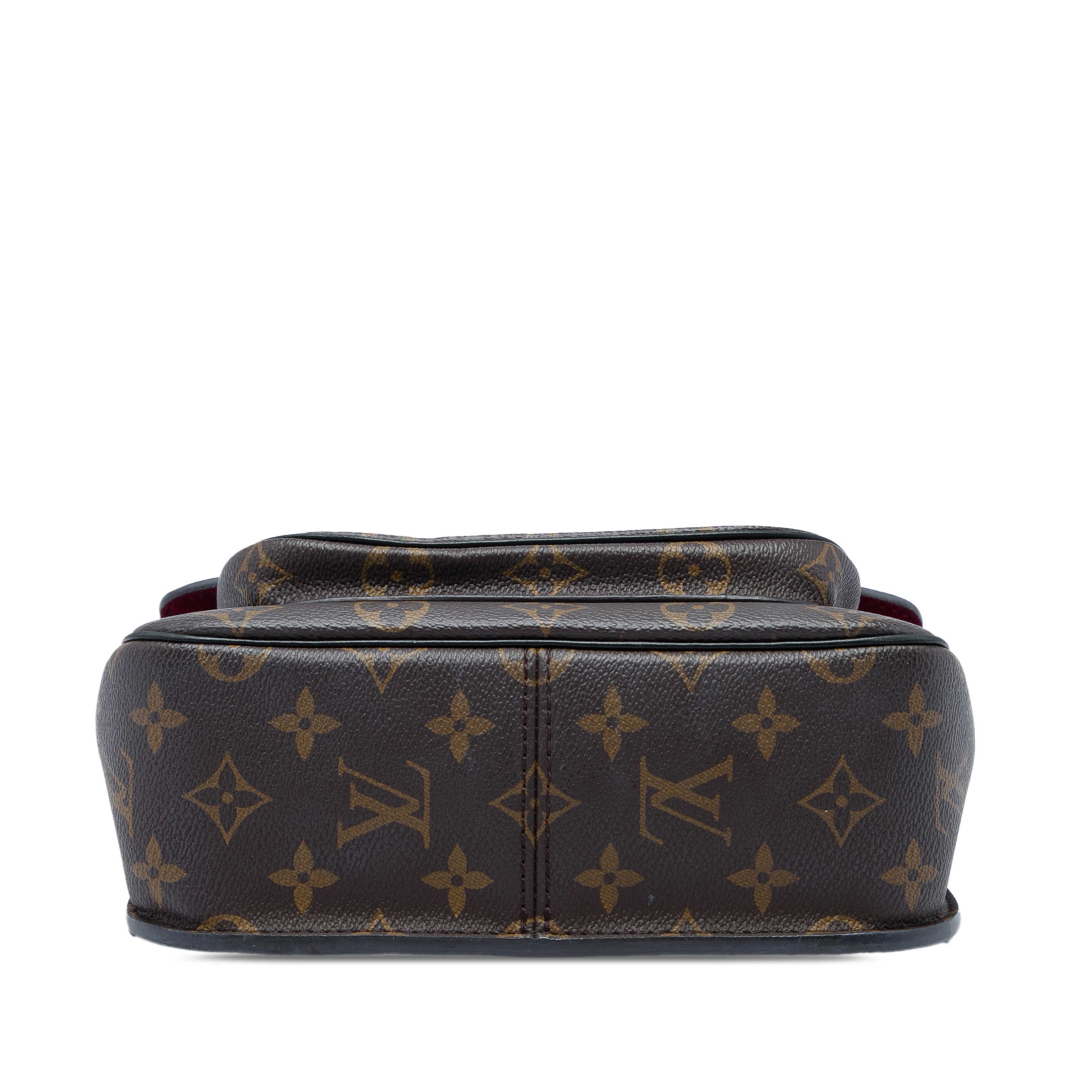 Louis Vuitton Monogram Passy Pm, från Luxclusif, i färgen brun. Klicka för att öppna bilden i stort format