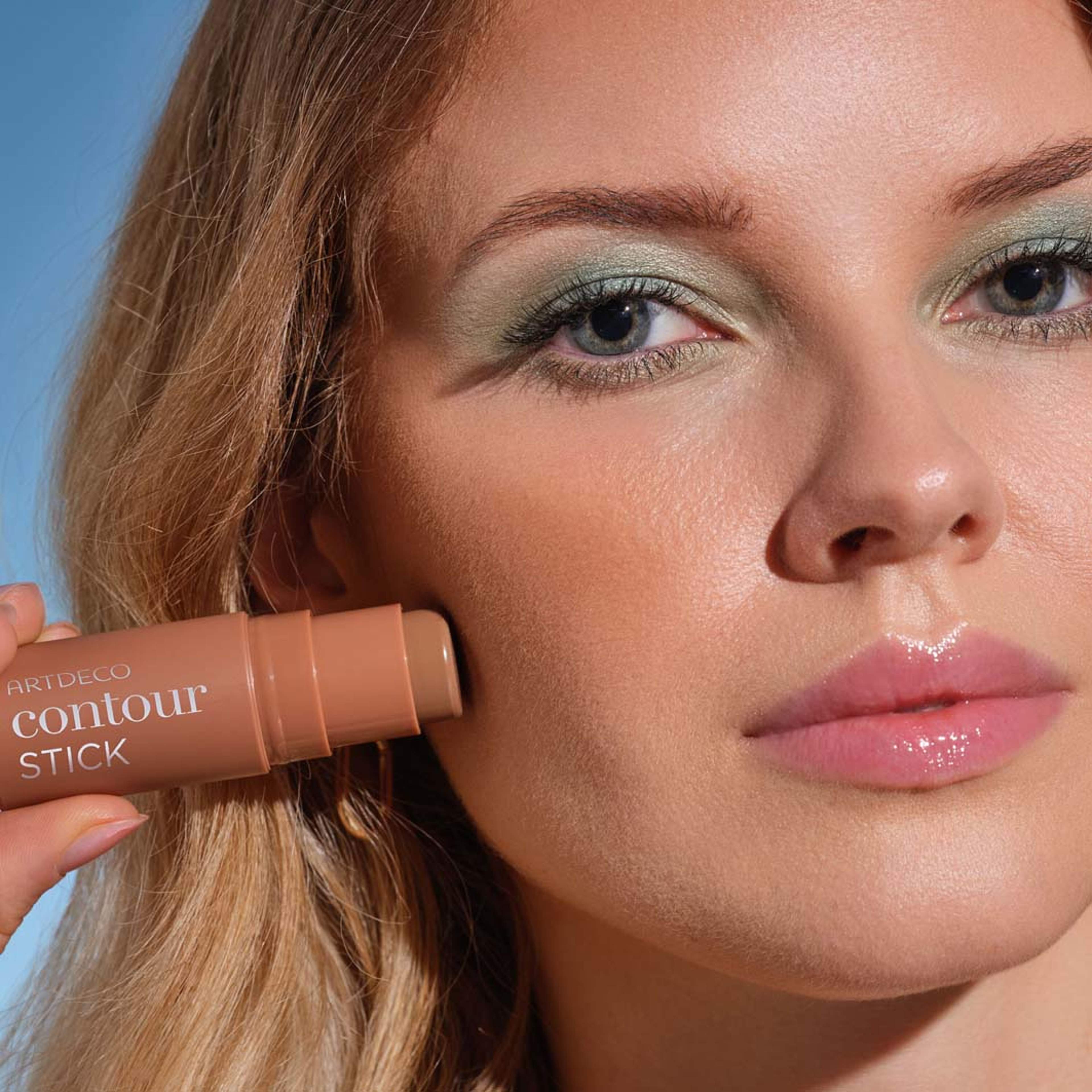 Contour Stick, från ARTDECO, i färgen Santa Monica. Klicka för att öppna bilden i stort format