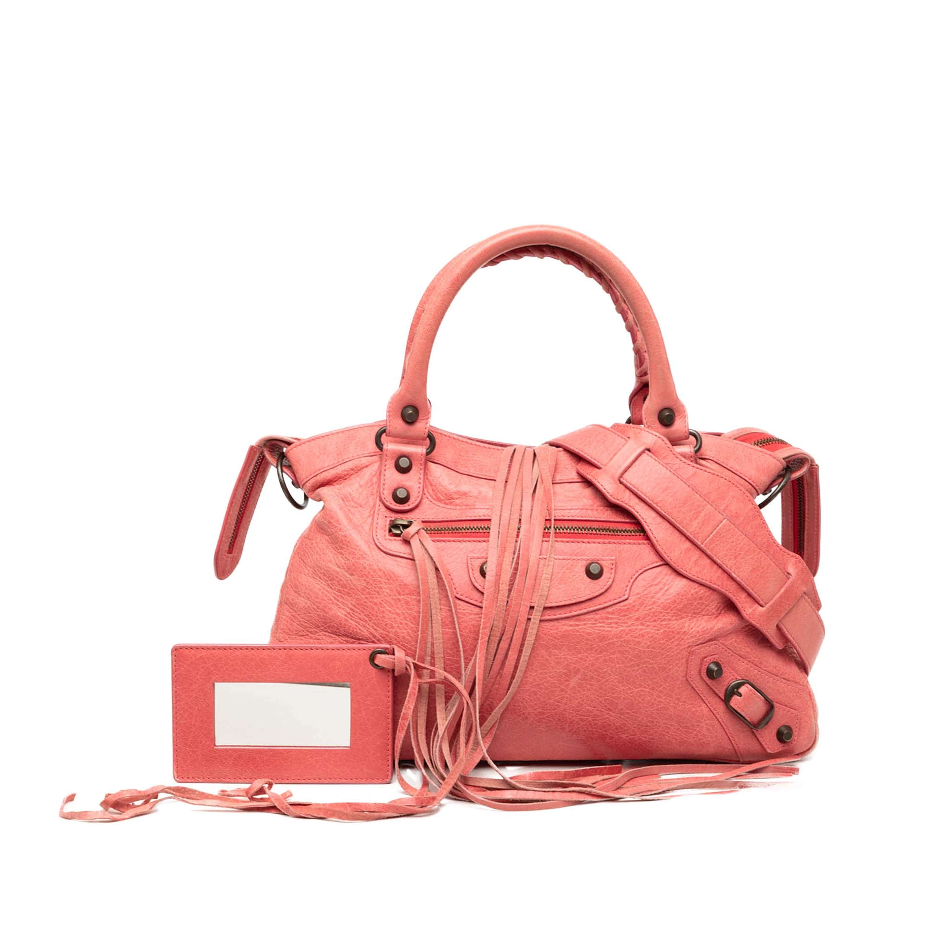 Balenciaga Lambskin Motocross Classic Town Satchel, från Luxclusif, i färgen rosa. Klicka för att öppna bilden i stort format