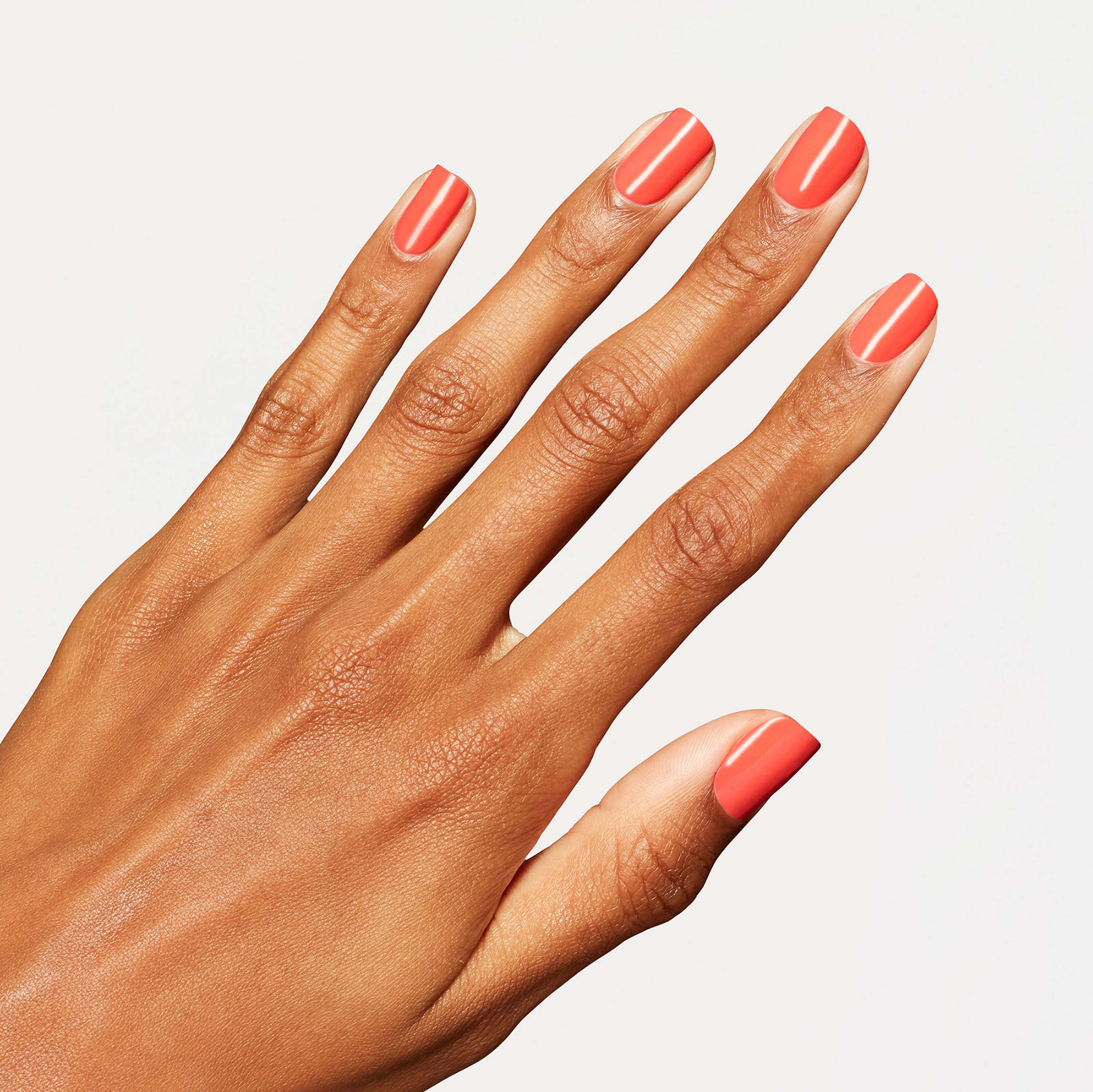 Nail Lacquer, från OPI, i färgen Shrimp Cocktail. Klicka för att öppna bilden i stort format