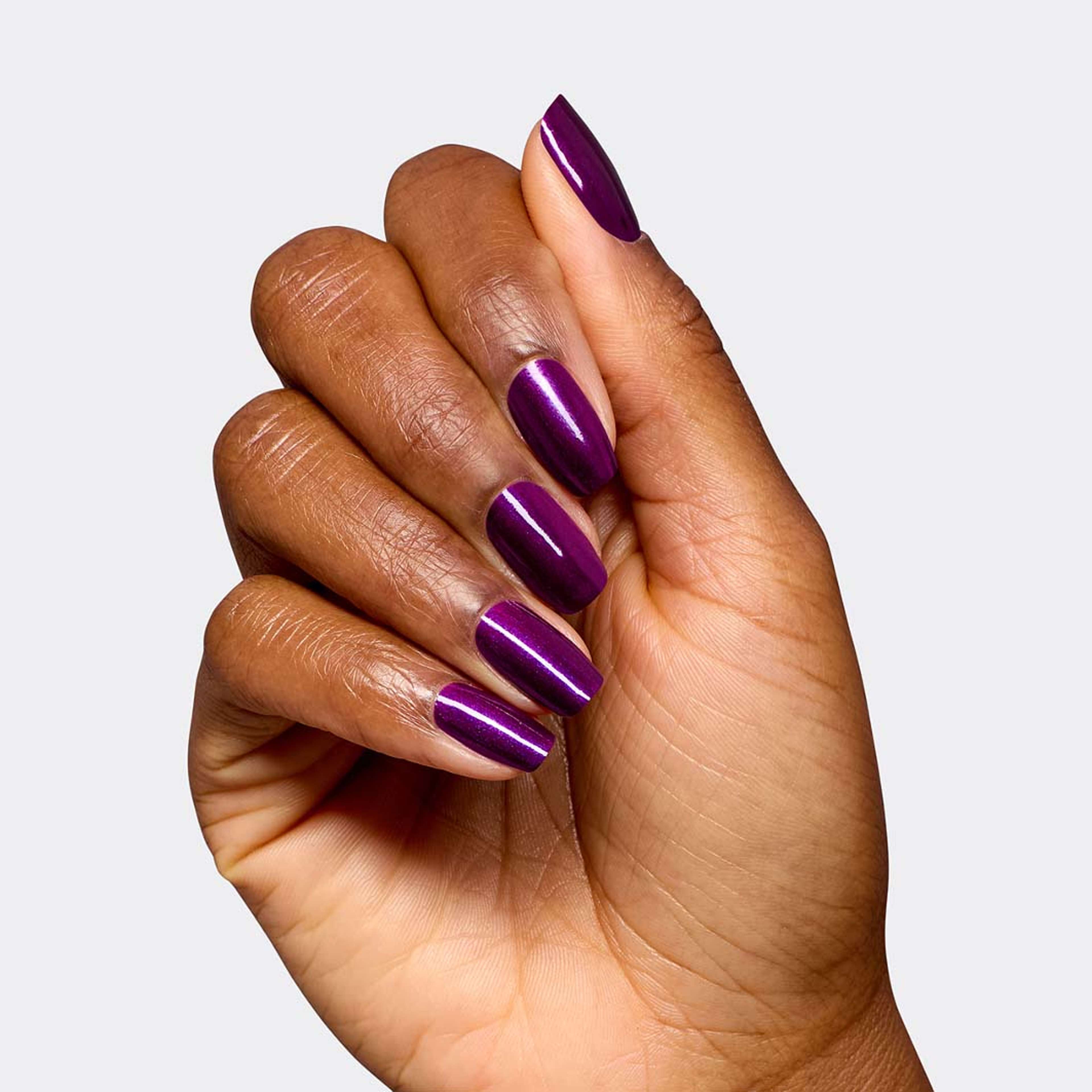 Infinite Shine Fall Collection, från OPI, i färgen Louvre Me Lourve Me Not. Klicka för att öppna bilden i stort format