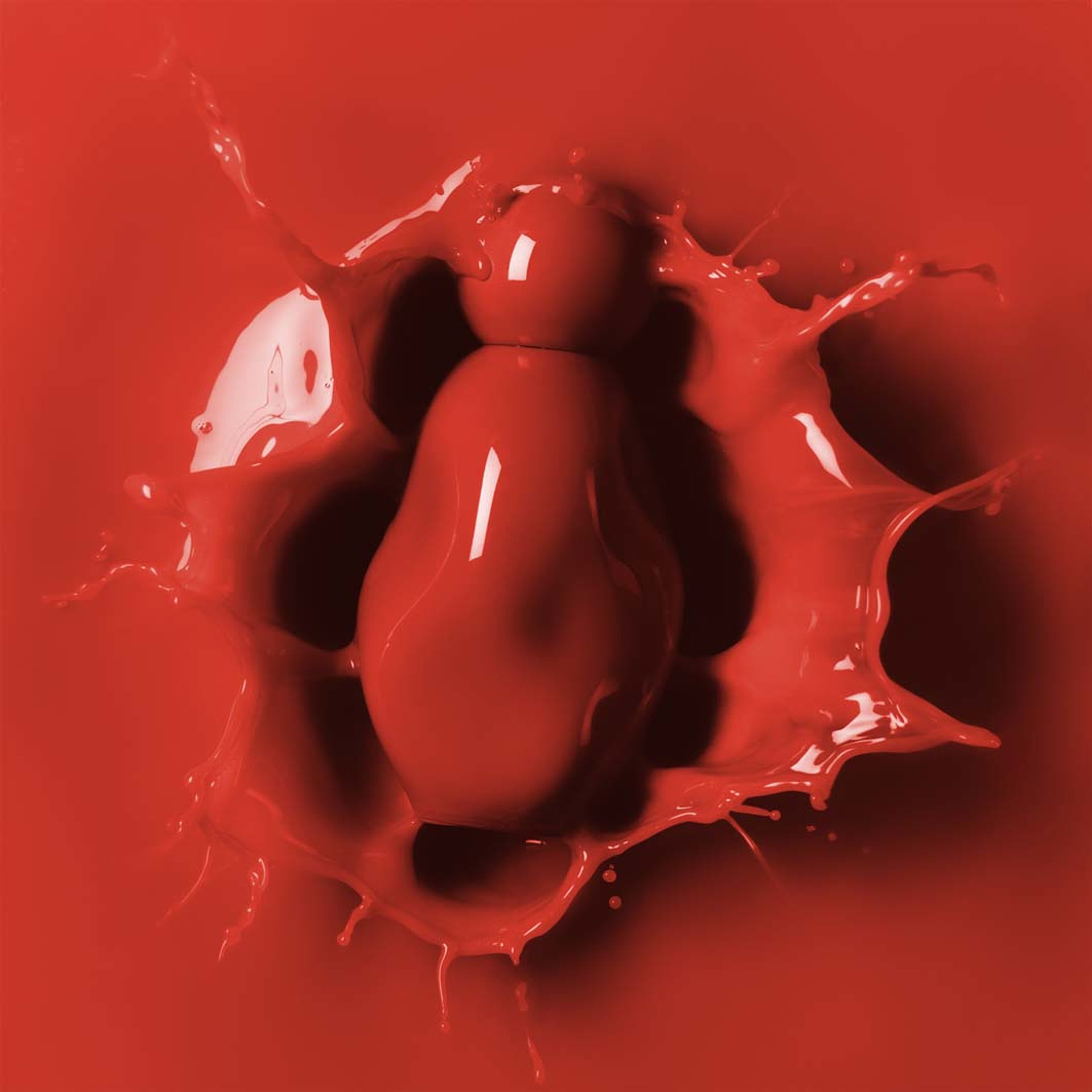 Cosmic Intense Eau de Parfum, från Kylie Cosmetics. Klicka för att öppna bilden i stort format