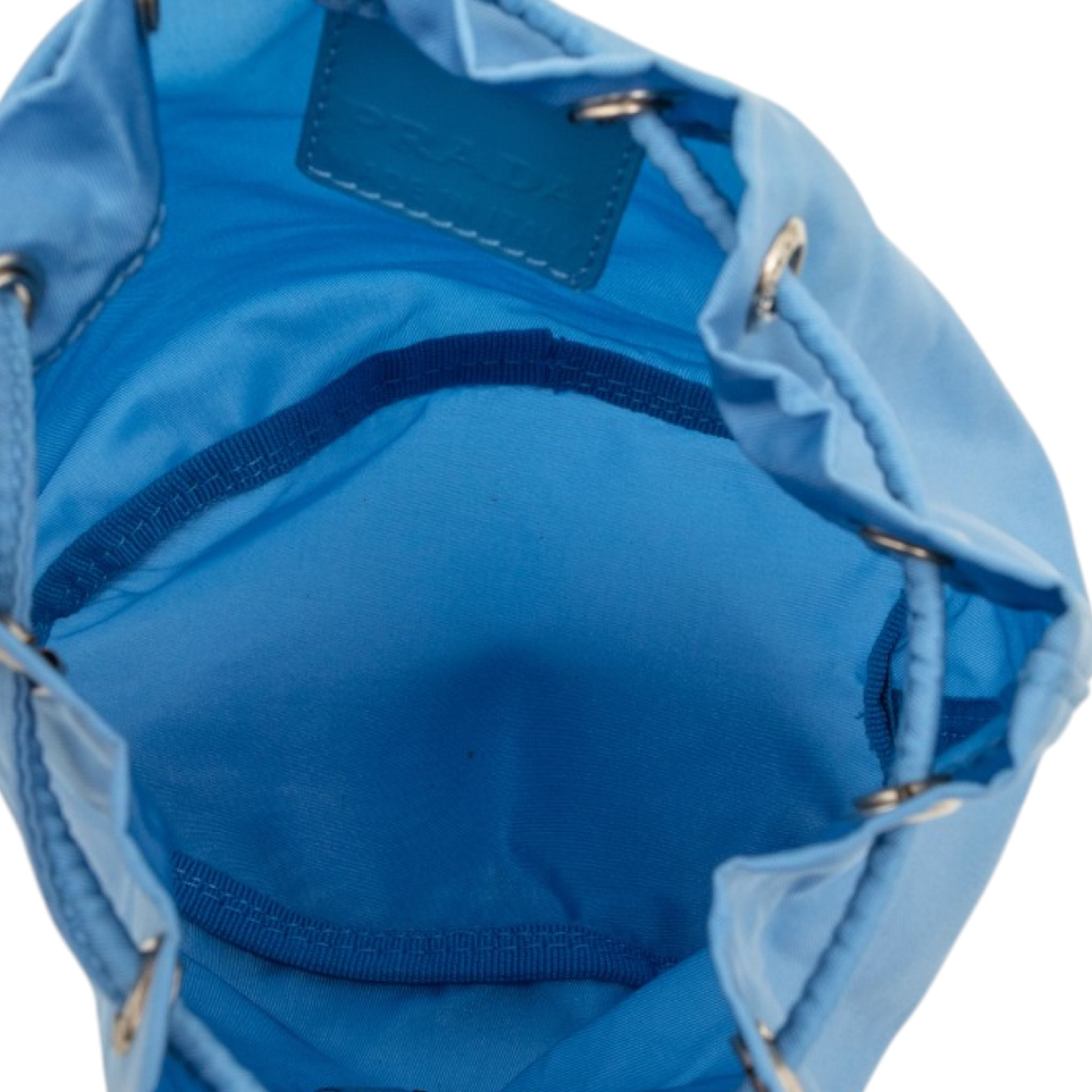 Prada Tessuto Drawstring Pouch, från Luxclusif, i färgen blå. Klicka för att öppna bilden i stort format