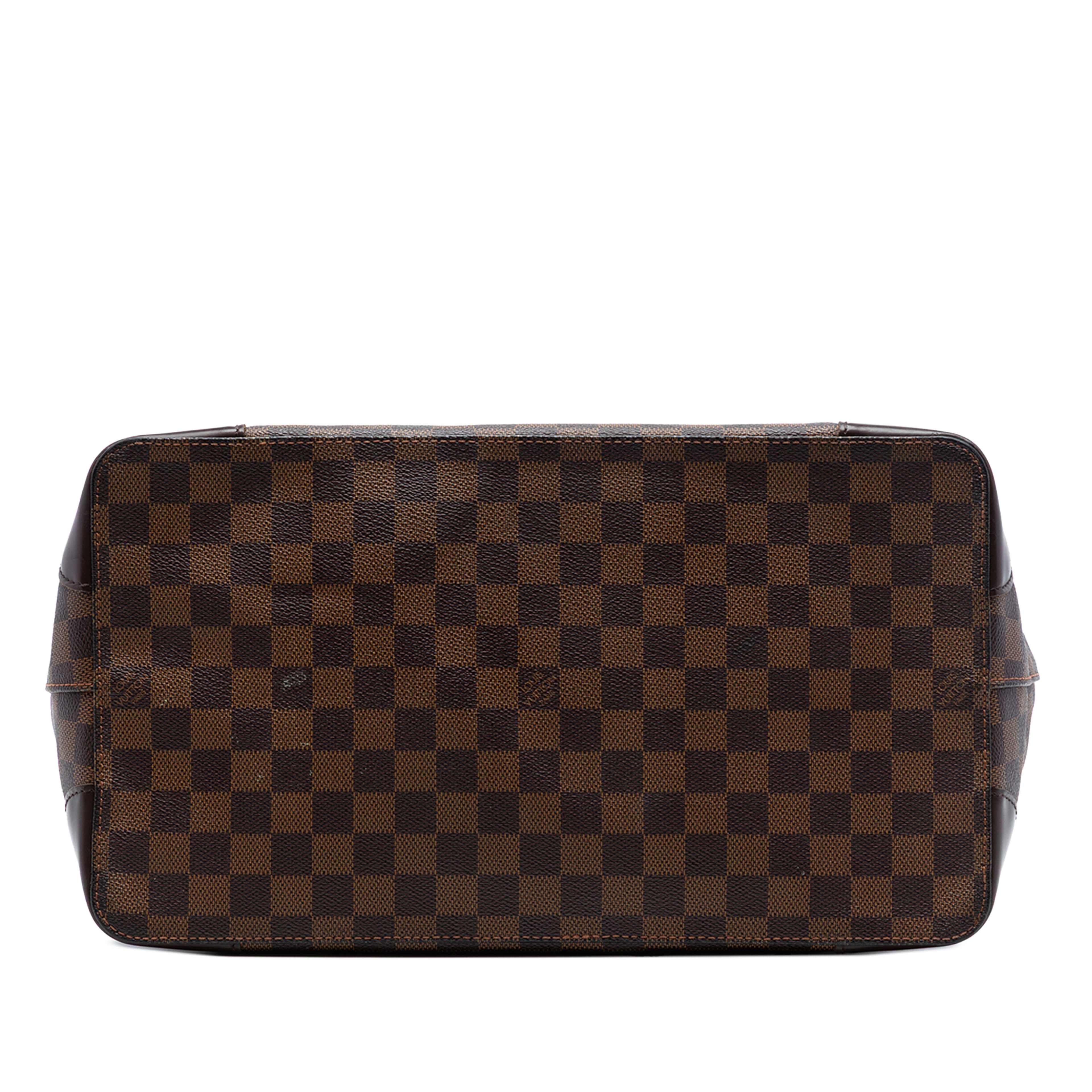Louis Vuitton Damier Ebene Hampstead Gm, från Luxclusif, i färgen brown. Klicka för att öppna bilden i stort format