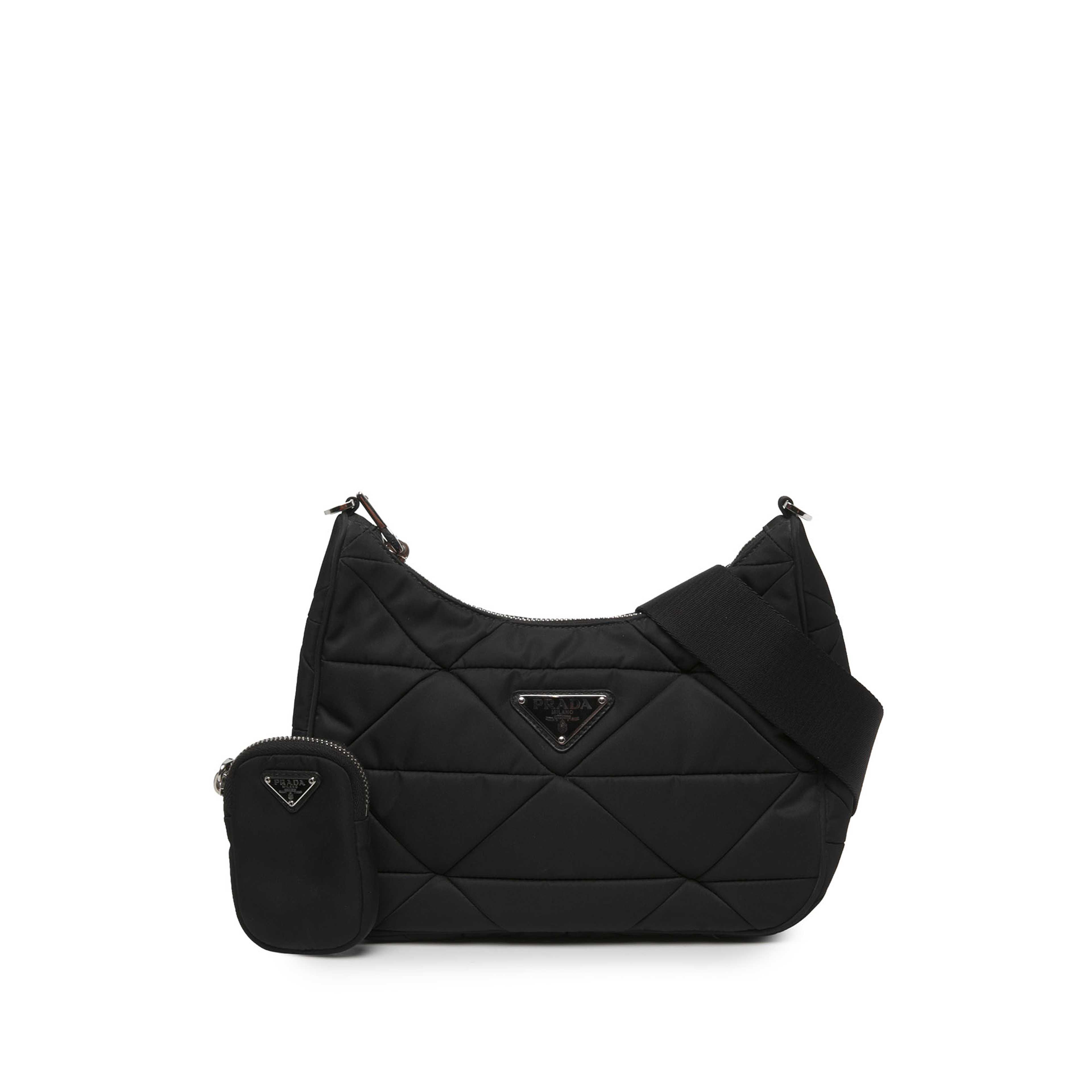 Prada Padded Re Nylon Crossbody, från Luxclusif, i färgen svart. Klicka för att öppna bilden i stort format