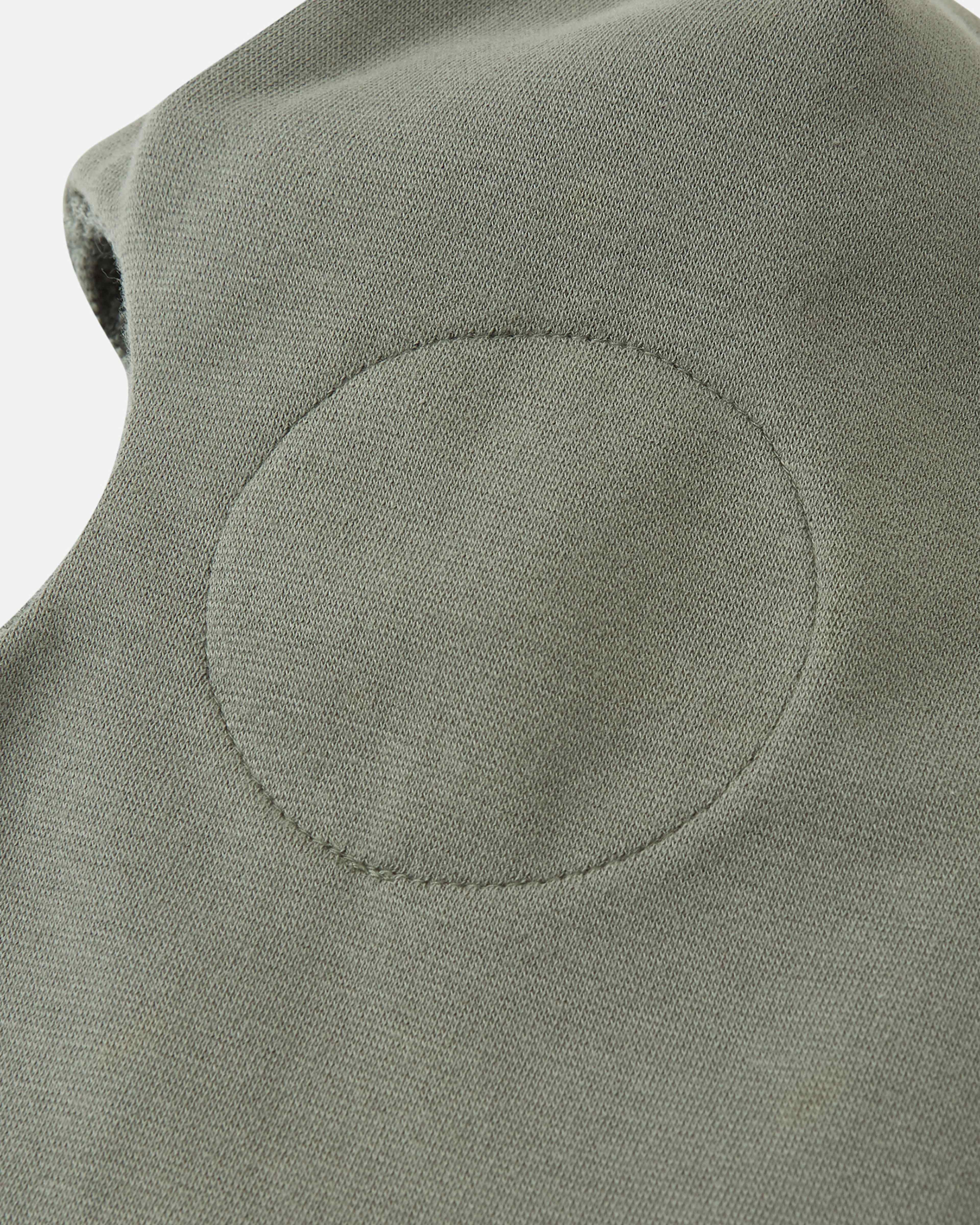 Balaclava Starrie, från Reima, i färgen greyish green. Klicka för att öppna bilden i stort format