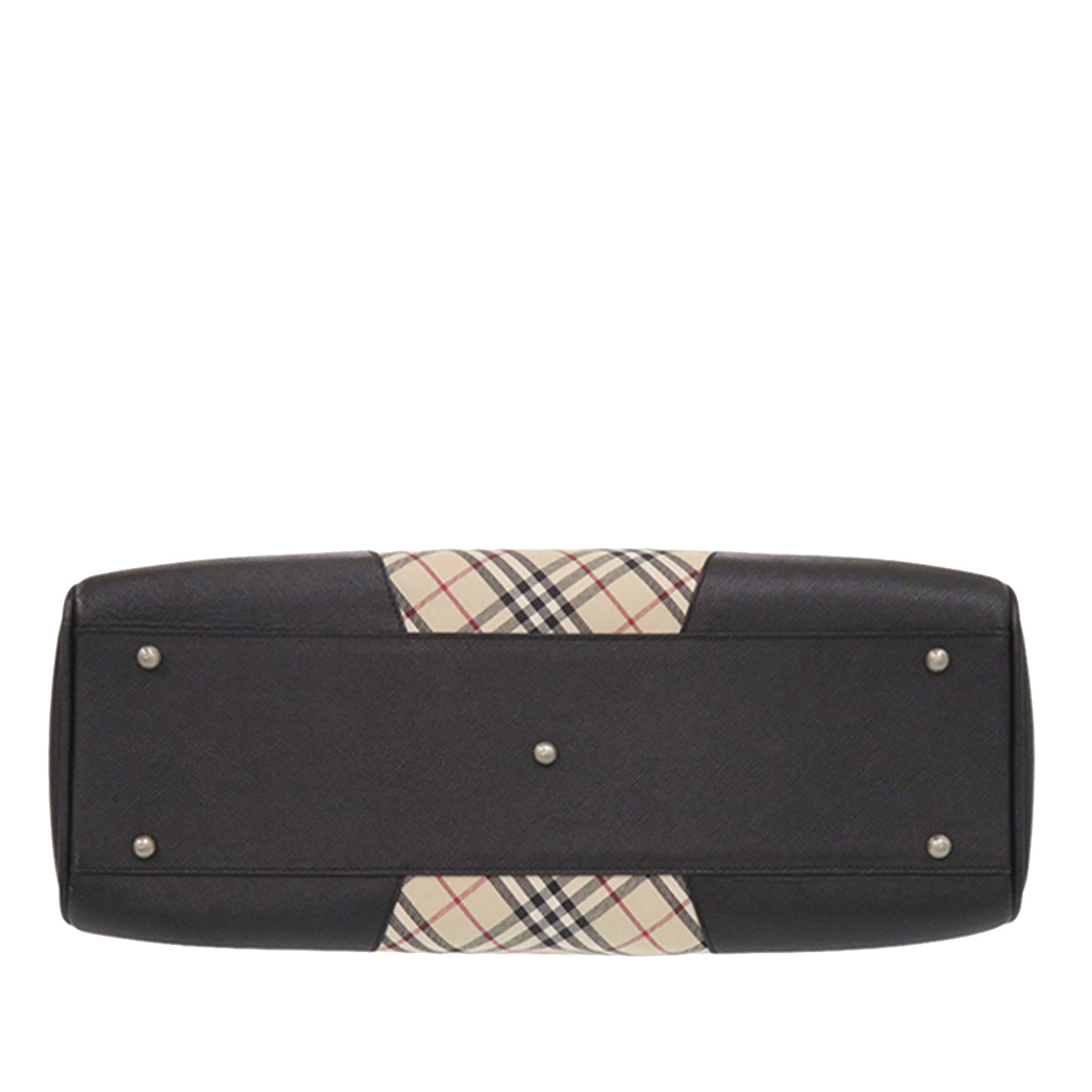 Burberry Nova Check Canvas Tote, från Luxclusif, i färgen beige. Klicka för att öppna bilden i stort format