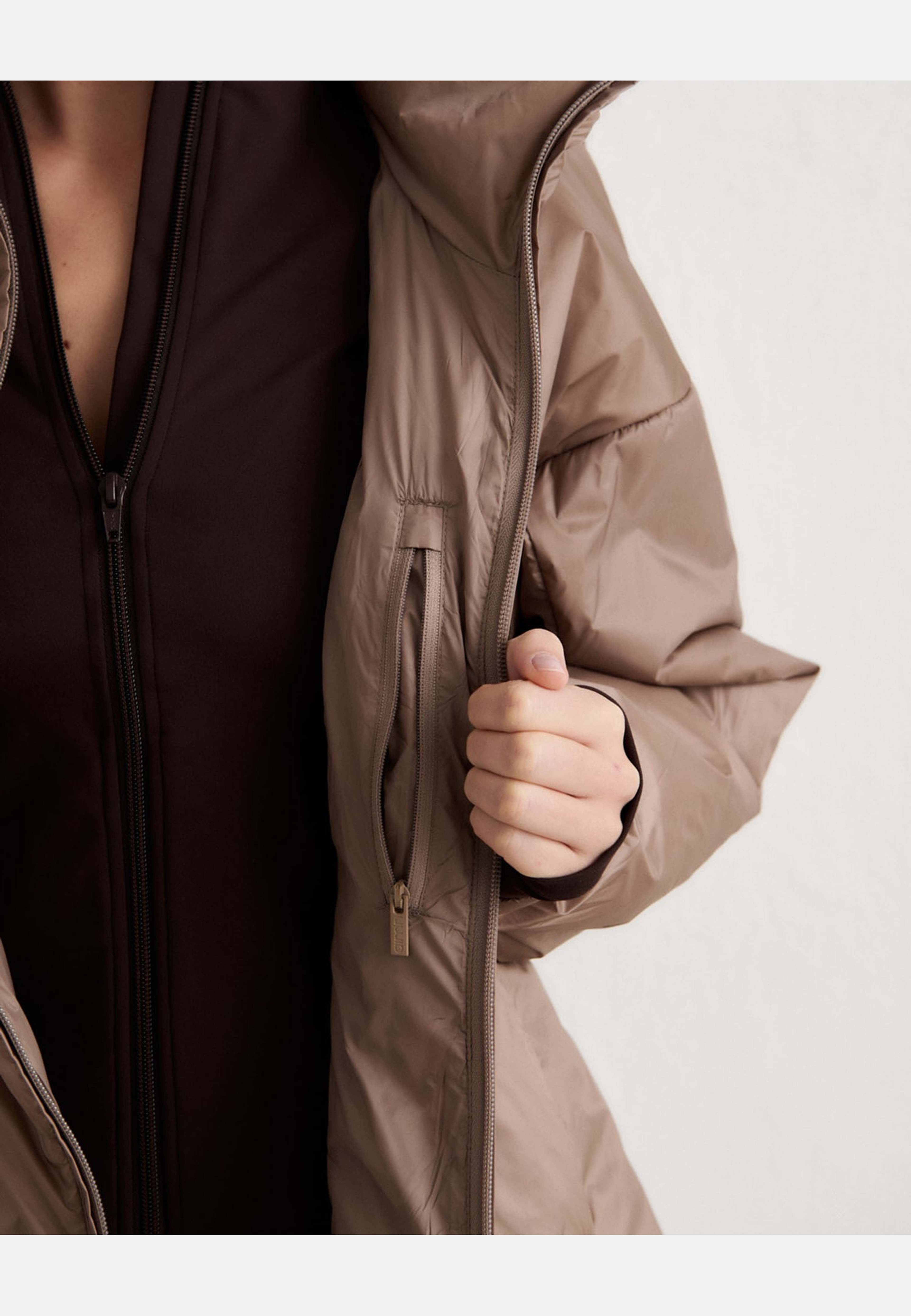 Padded Jacket, från aim'n, i färgen espresso. Klicka för att öppna bilden i stort format