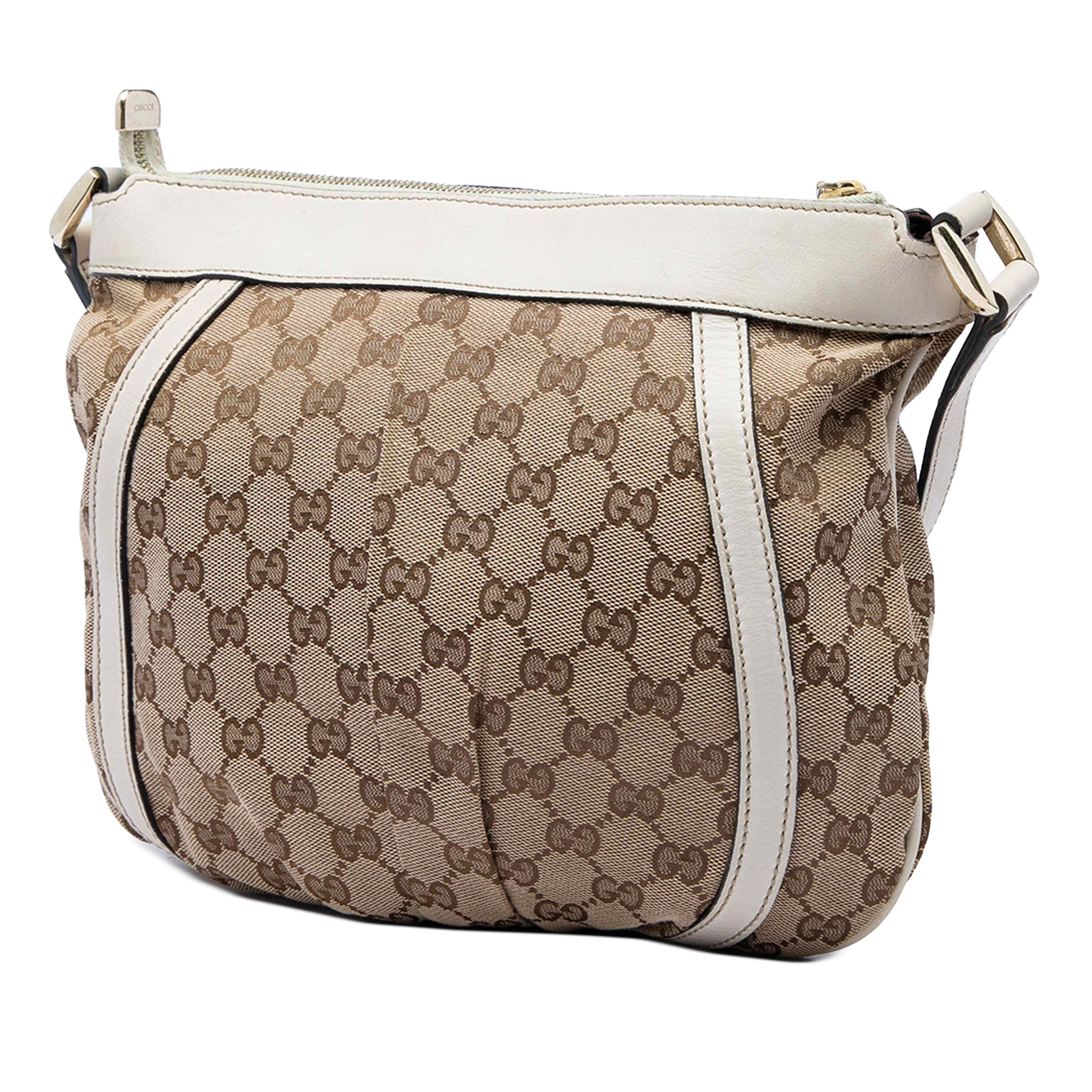 Gucci Gg Canvas Abbey D Ring Crossbody, från Luxclusif, i färgen beige. Klicka för att öppna bilden i stort format