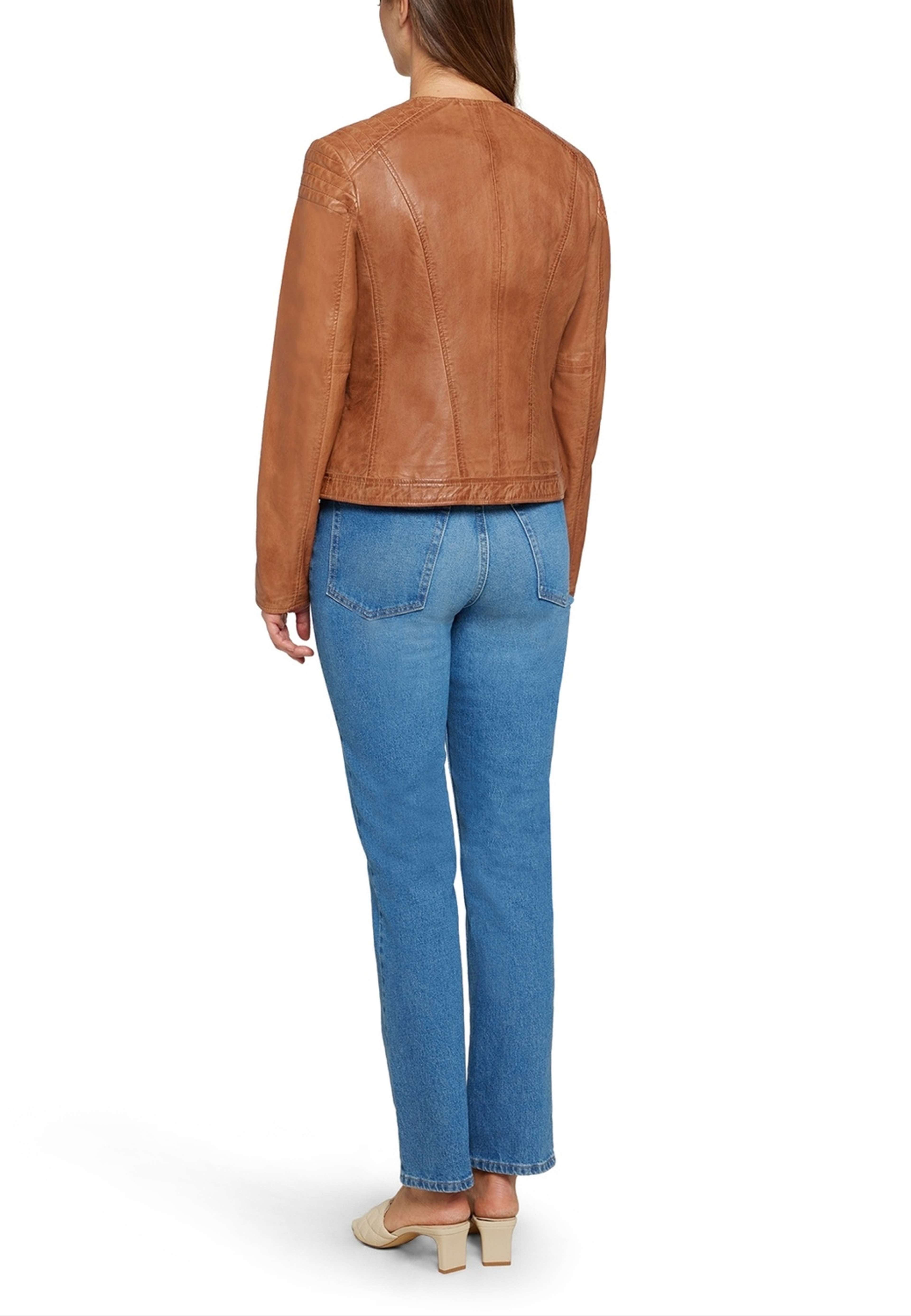 Paula Jacket, från Saki, i färgen cognac. Klicka för att öppna bilden i stort format