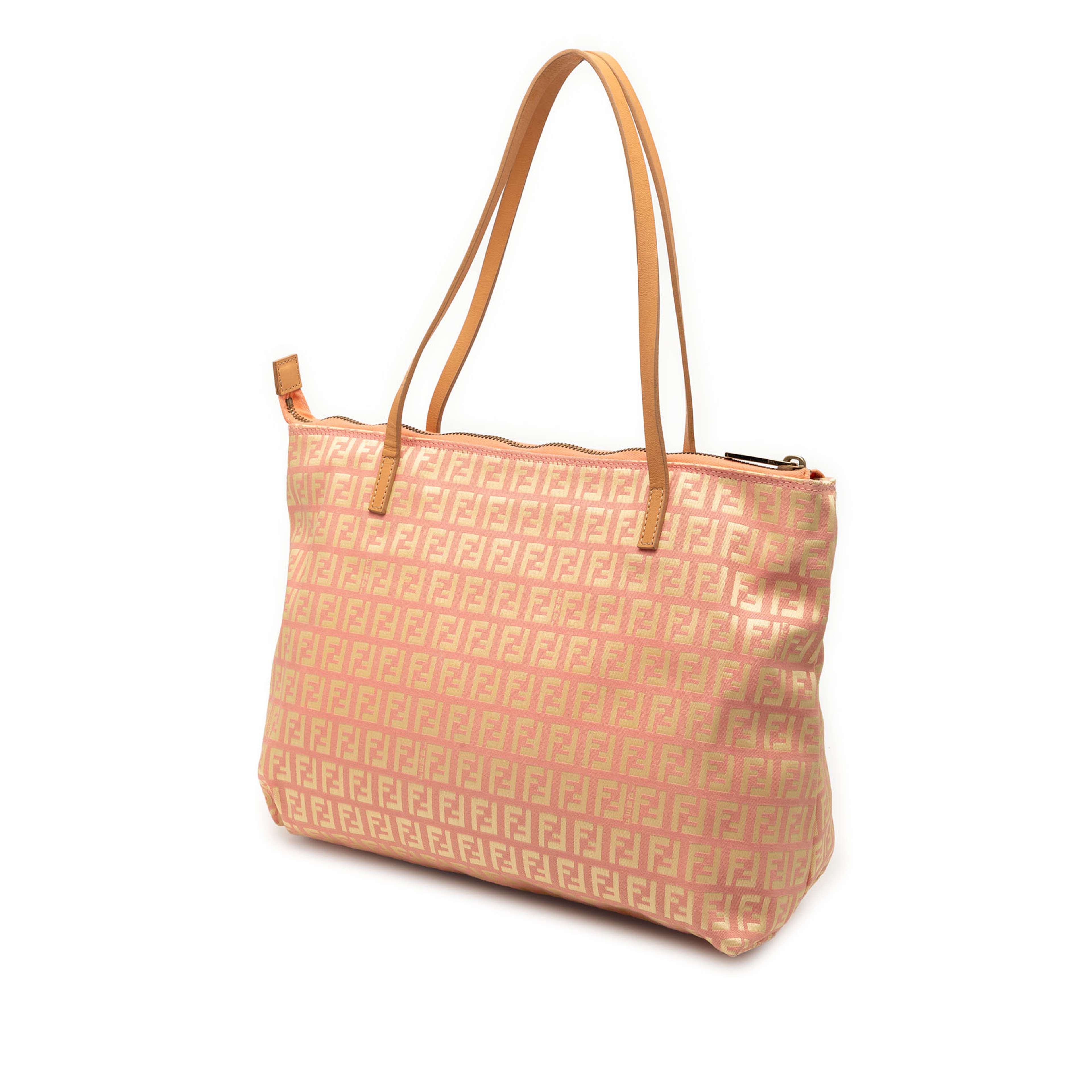 Fendi Small Zucchino Canvas Tote, från Luxclusif, i färgen salmon. Klicka för att öppna bilden i stort format