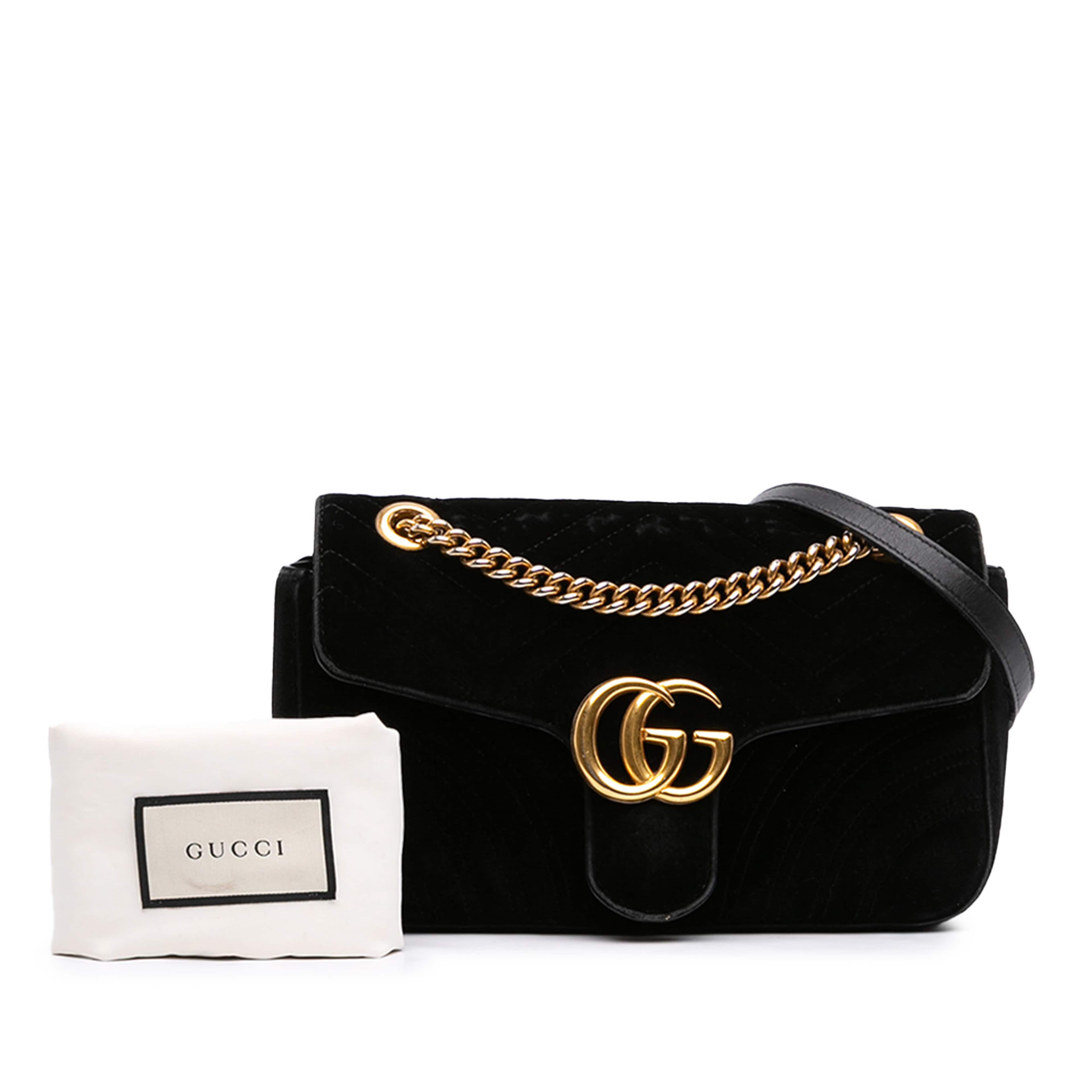 Gucci Medium Gg Marmont Matelasse Velvet Shoulder Bag, från Luxclusif, i färgen svart. Klicka för att öppna bilden i stort format