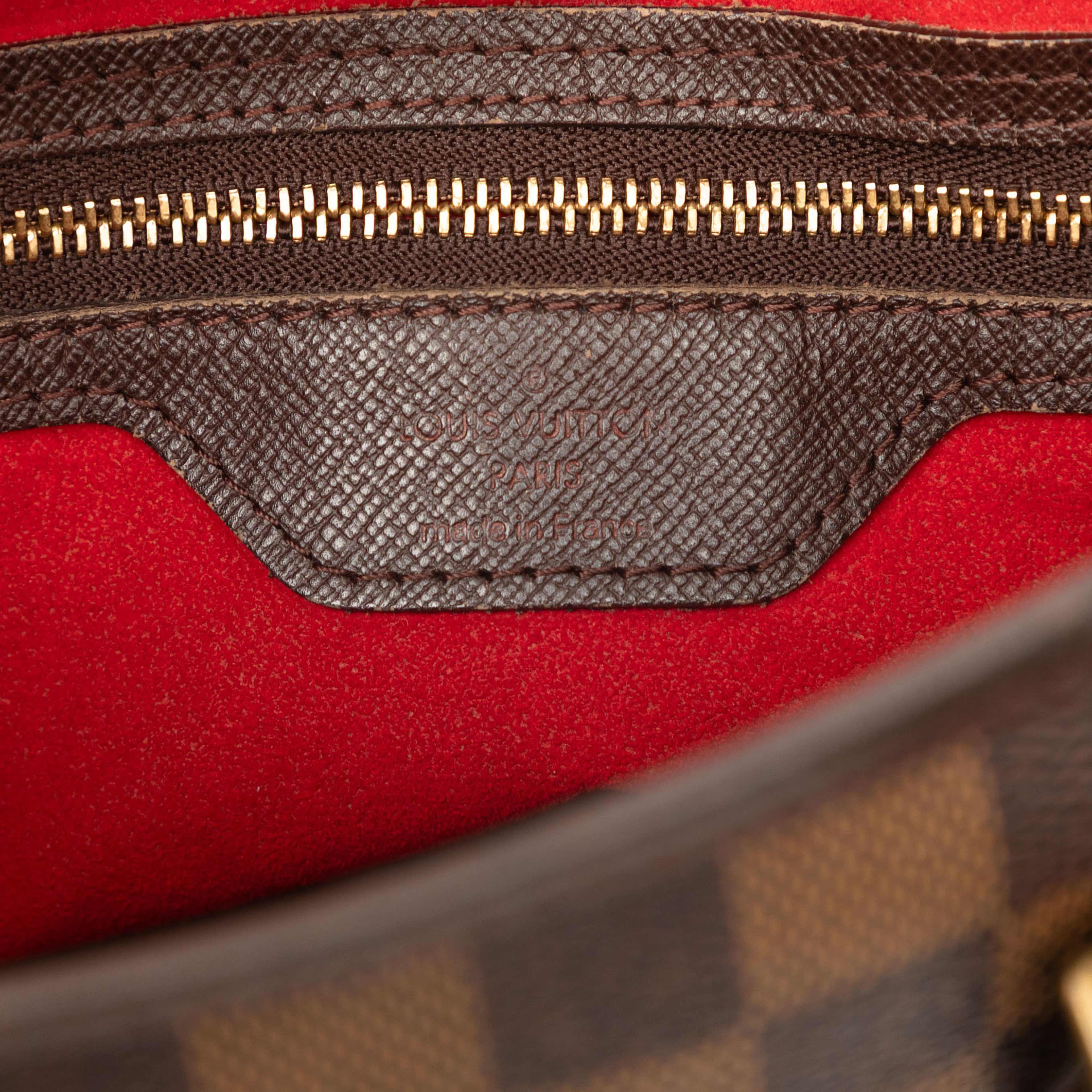Louis Vuitton Damier Ebene Marais, från Luxclusif, i färgen brown. Klicka för att öppna bilden i stort format