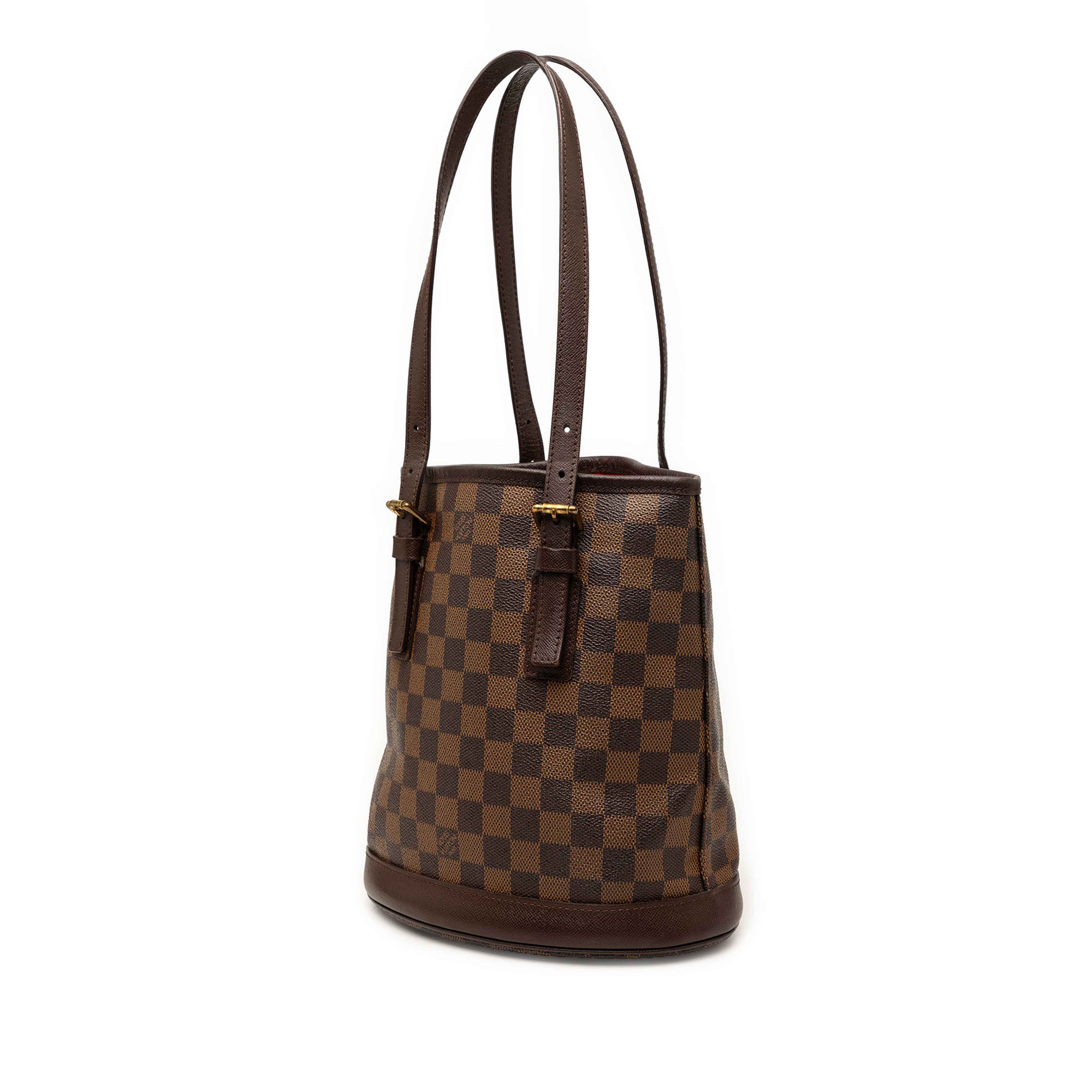 Louis Vuitton Damier Ebene Marais, från Luxclusif, i färgen brown. Klicka för att öppna bilden i stort format