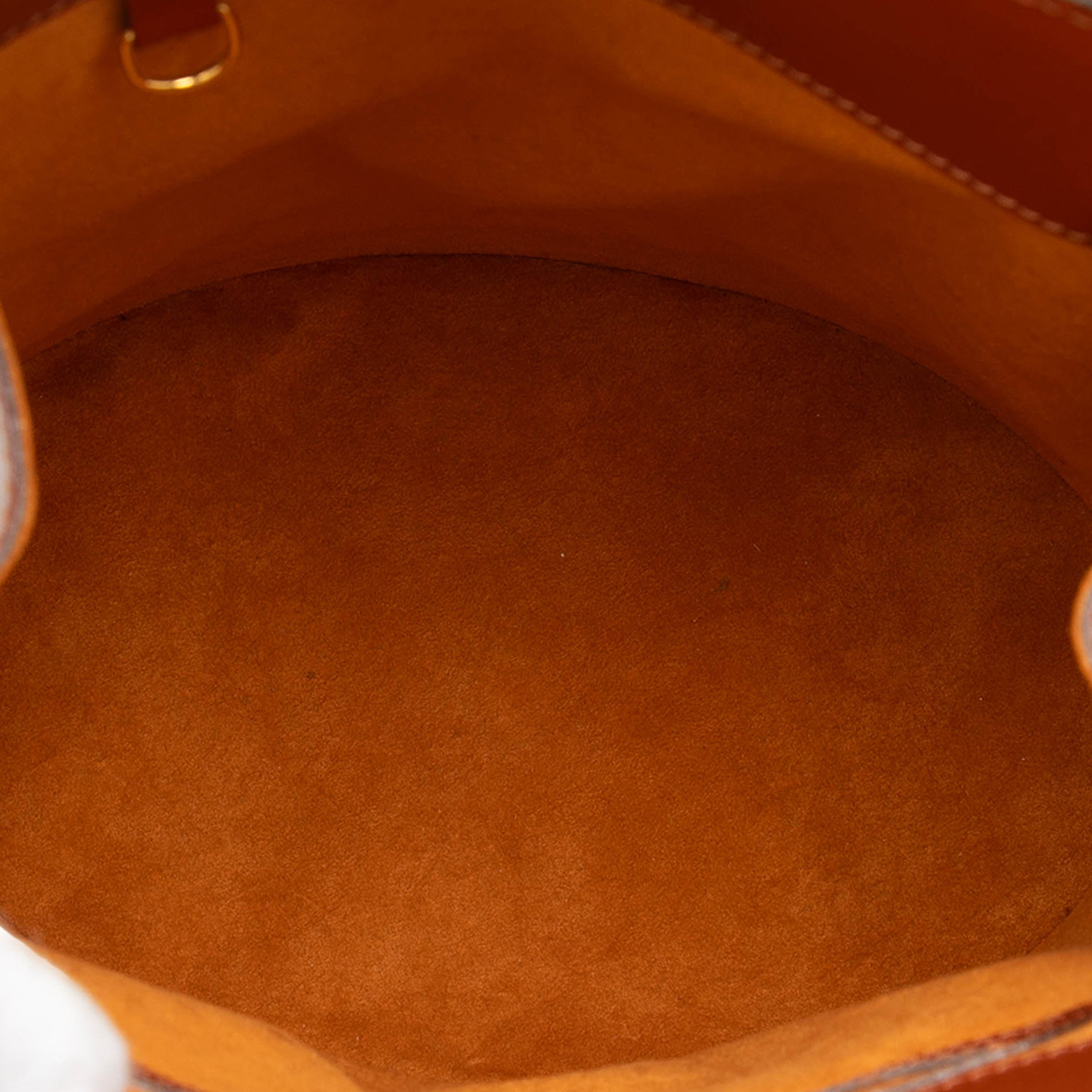 Louis Vuitton Epi Cluny, från Luxclusif, i färgen brown. Klicka för att öppna bilden i stort format