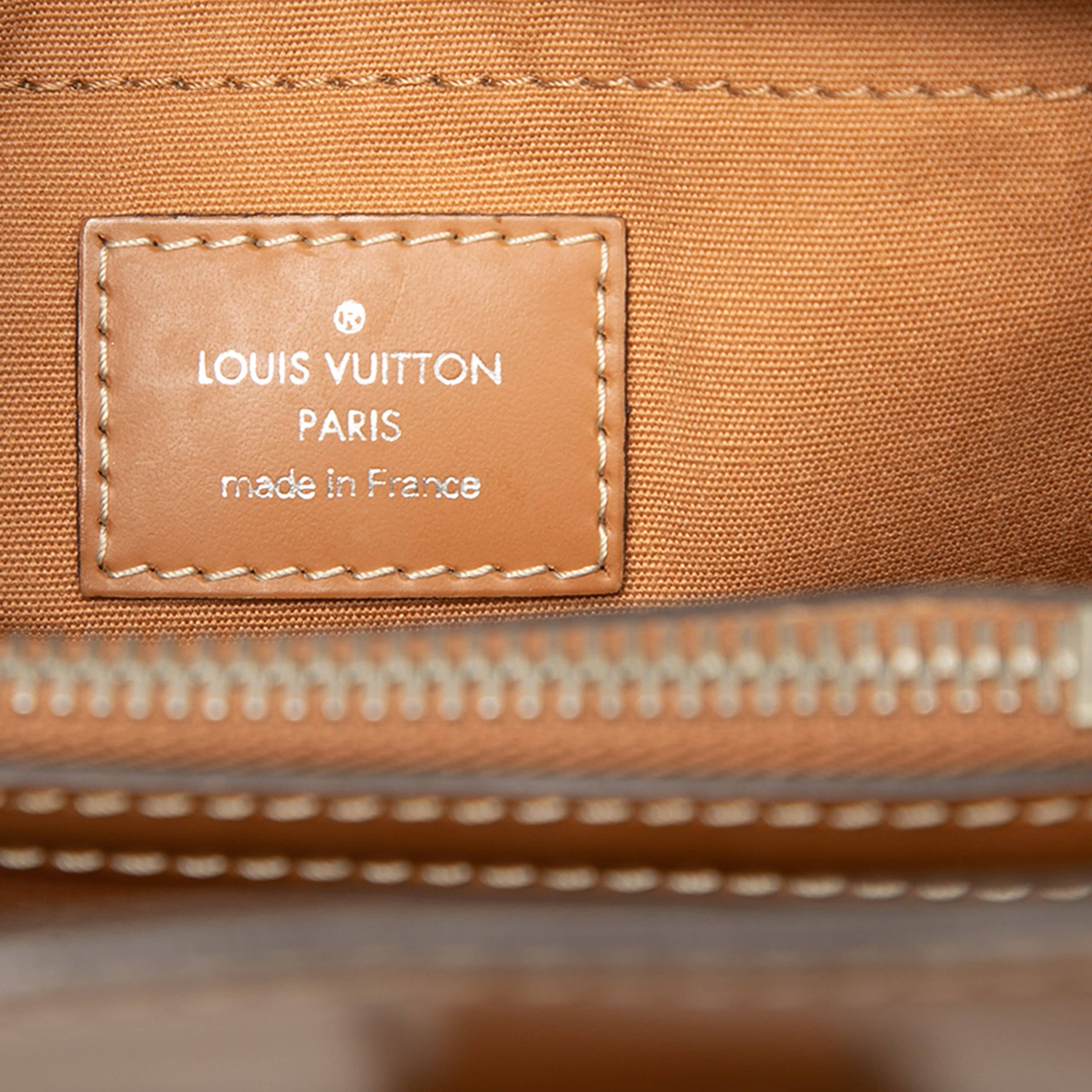 Louis Vuitton Epi Passy Pm, från Luxclusif, i färgen brown. Klicka för att öppna bilden i stort format
