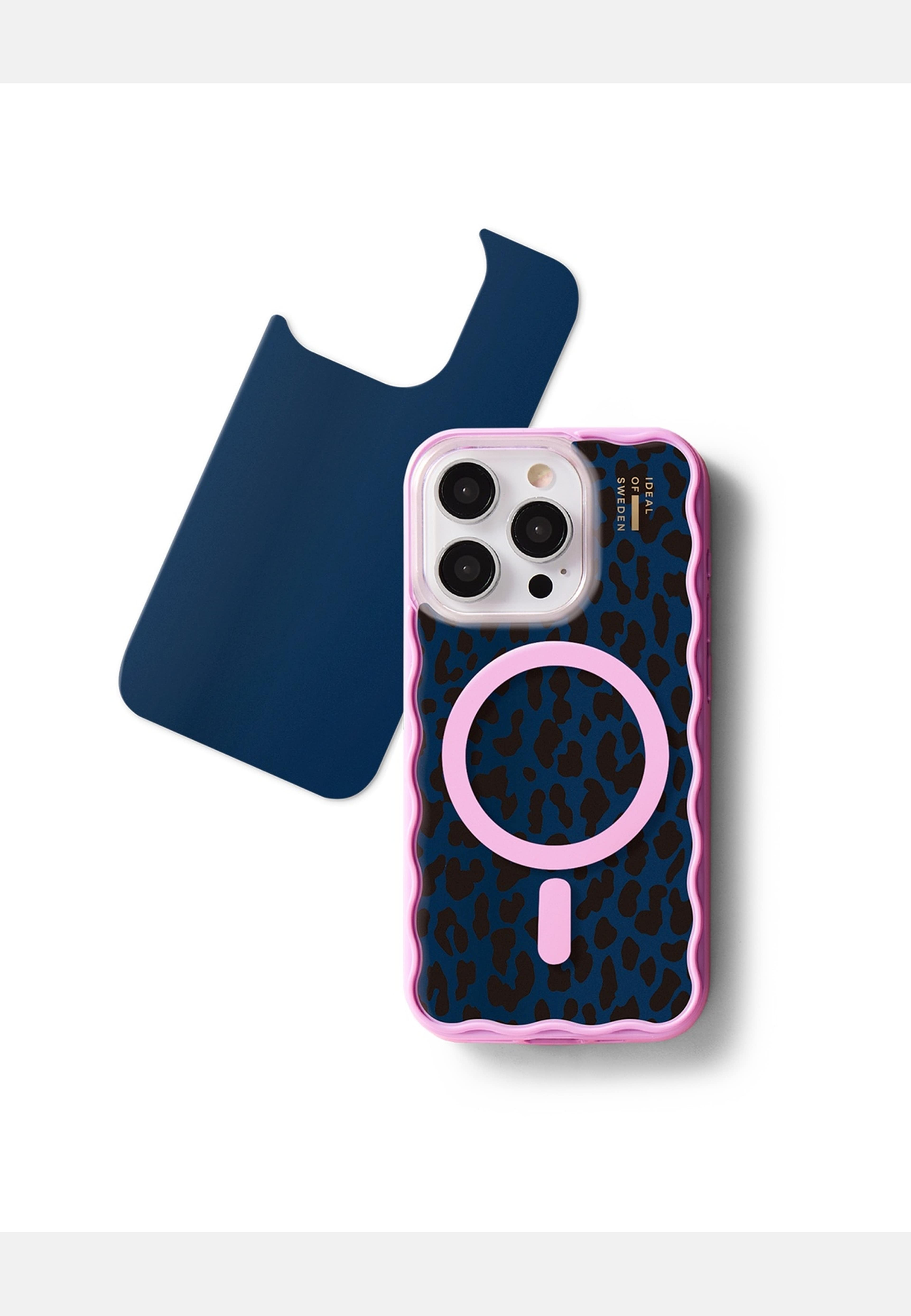 Print Pack Iphone Midnight Blues, från Ideal Of Sweden, i färgen blue. Klicka för att öppna bilden i stort format