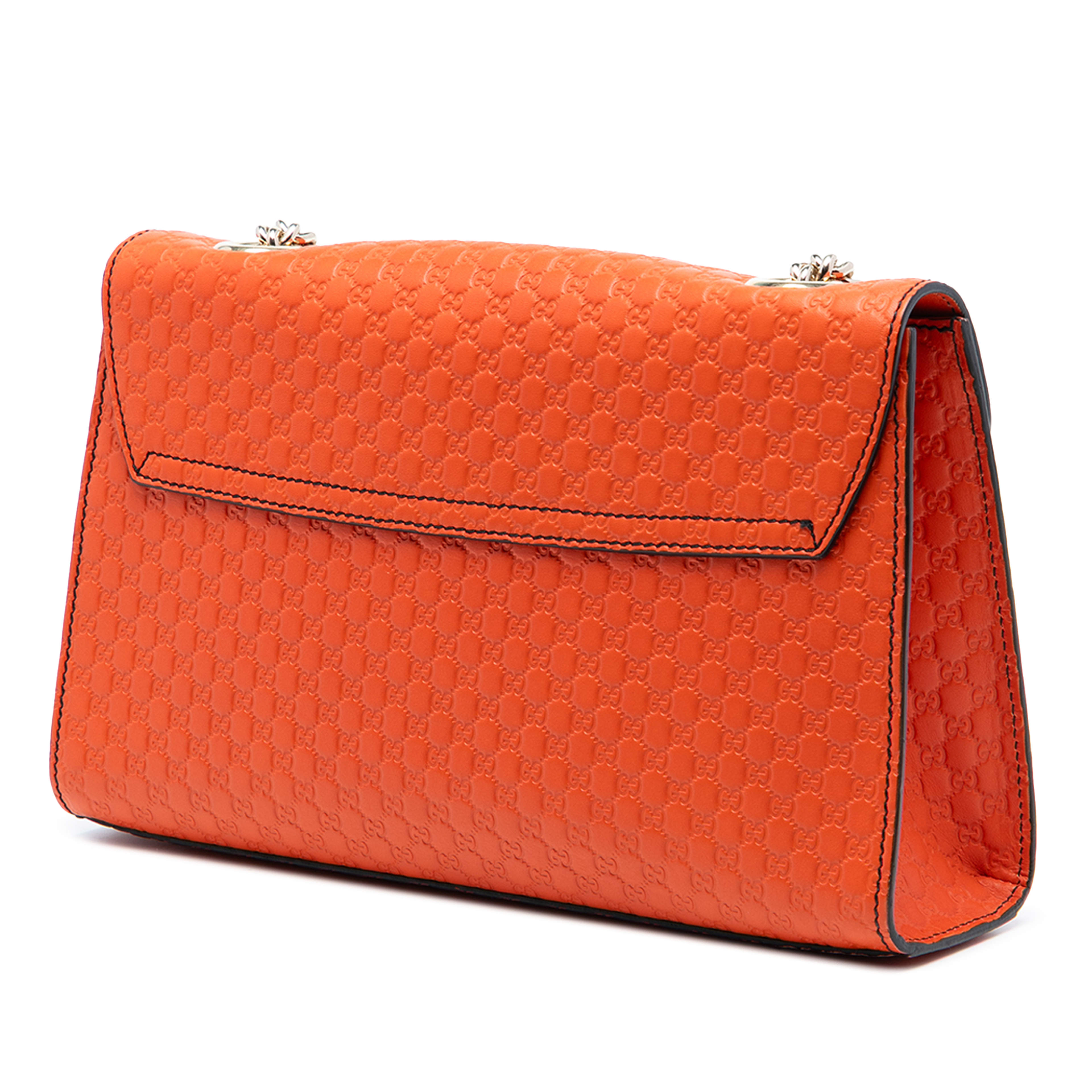 Gucci Medium Microguccissima Emily Shoulder Bag, från Luxclusif, i färgen orange. Klicka för att öppna bilden i stort format